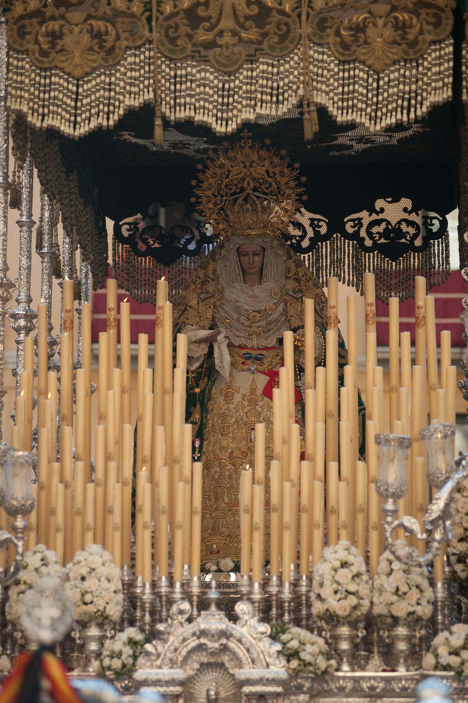 Las fotos de Estudiantes en el Lunes Santo en Málaga