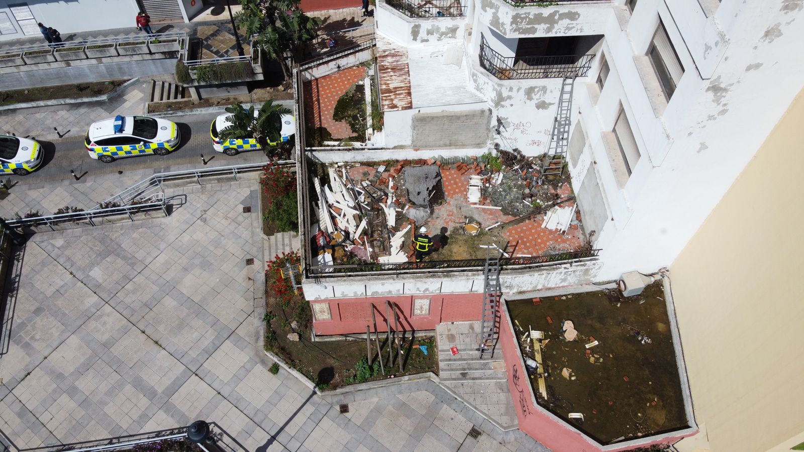 Desalojo del edificio Escalinata