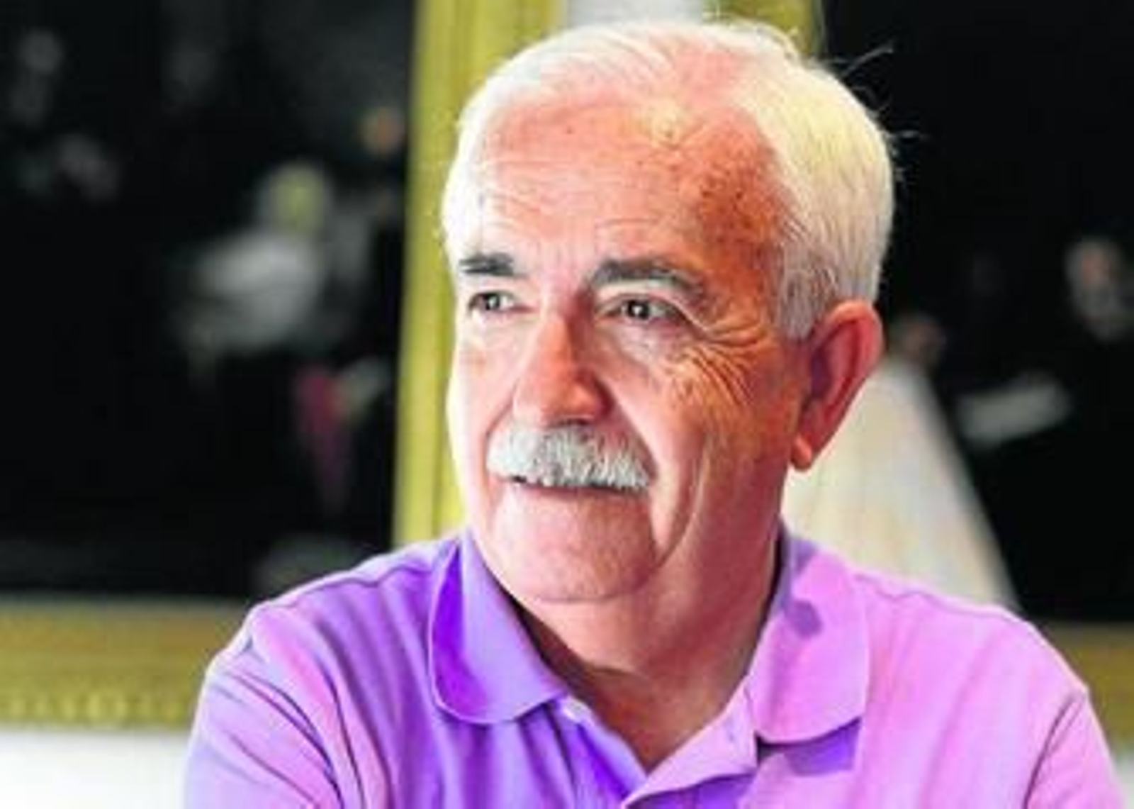 El catedrático Luis Gonzalo González, ayer en la sede de 'Diario de Cádiz'.