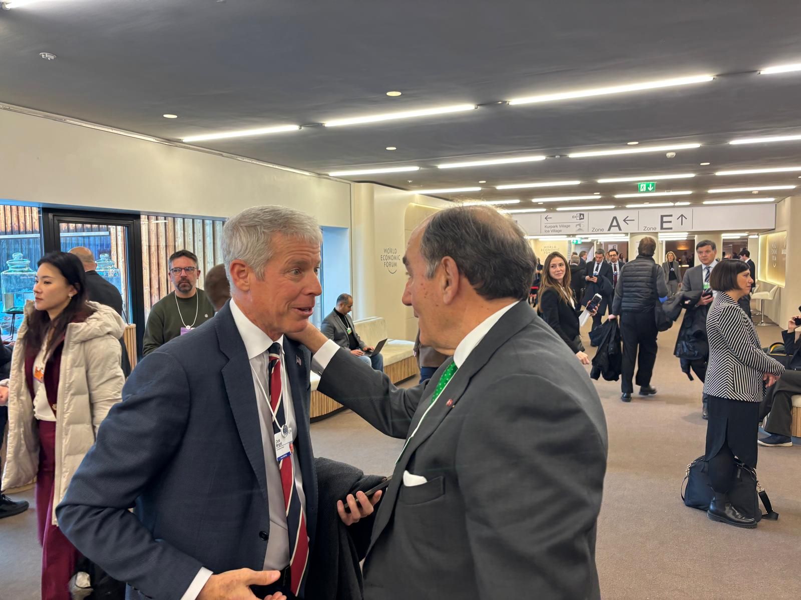 Ignacio Galán, presidente de Iberdrola (d), junto al secretario de Energía de Estados Unidos (i).