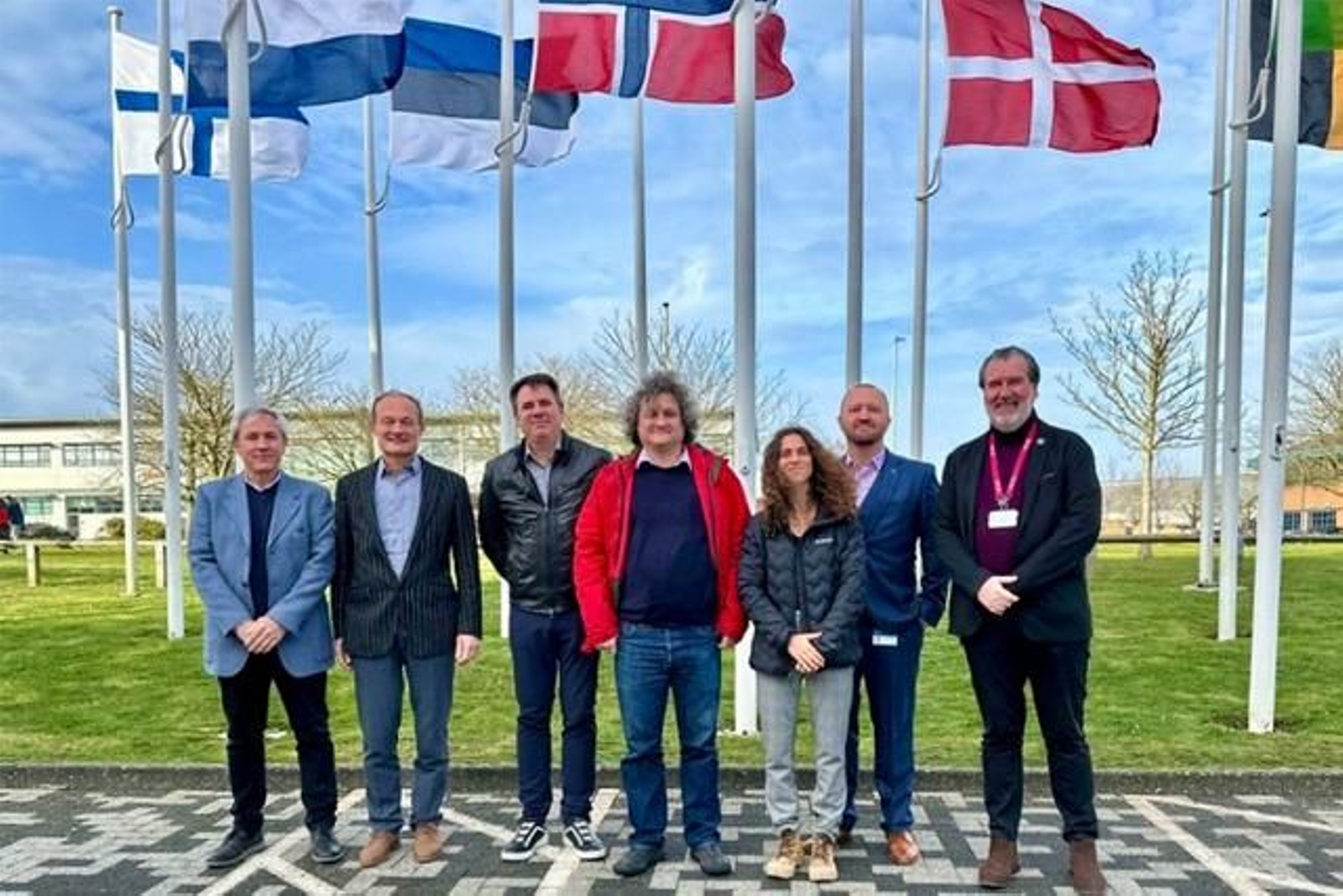 La delegación formada por Michael Dieudonne (Keysight), Pedro Merino y Delia Rico (ITIS UMA) y David Artuñedo (Telefónica), junto con Antonio Franchi, James Talbot y Xabier Lobao de la ESA.