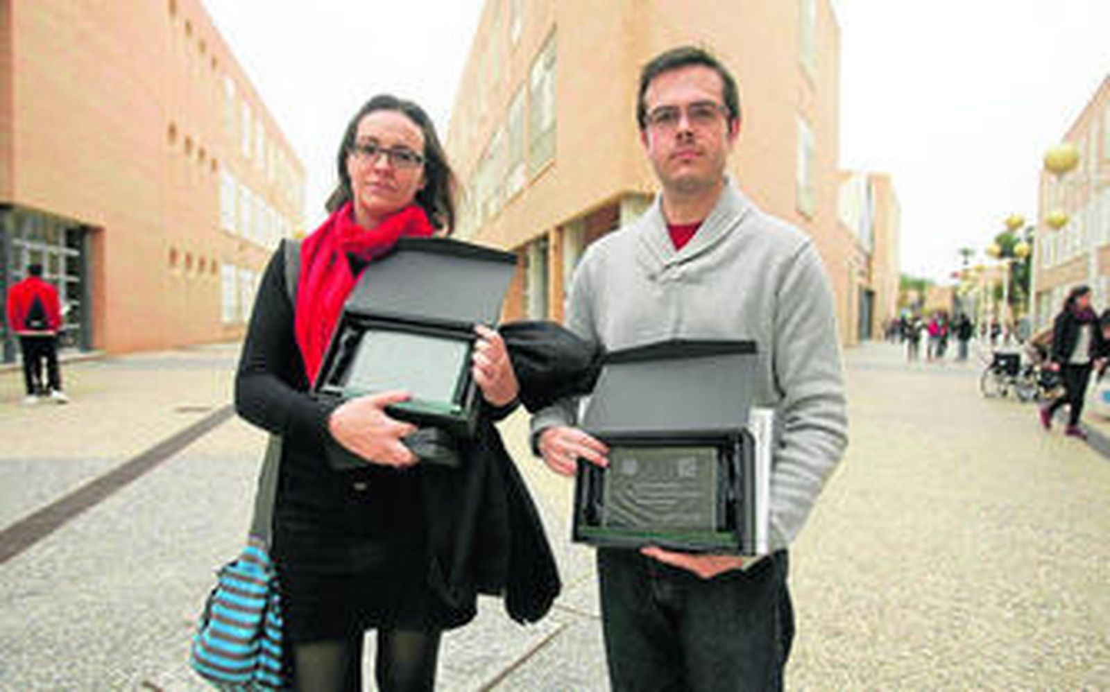 Elisa Rodríguez Ortega y Juan Prados Tortosa, mejores expediente máster y titulación de licenciatura.