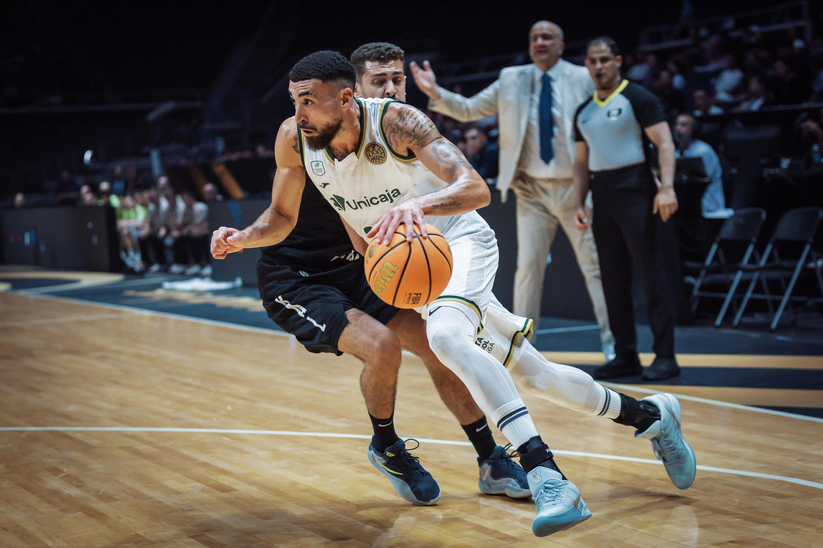 Las fotos del Unicaja - Al Ahli de la Copa Intercontinental de baloncesto