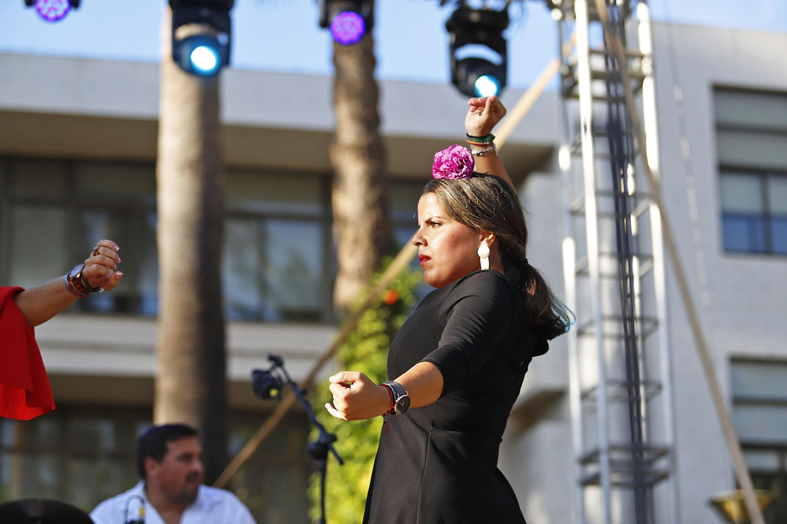 Imágenes de la Feria de las Sevillanas en los jardines del muelle