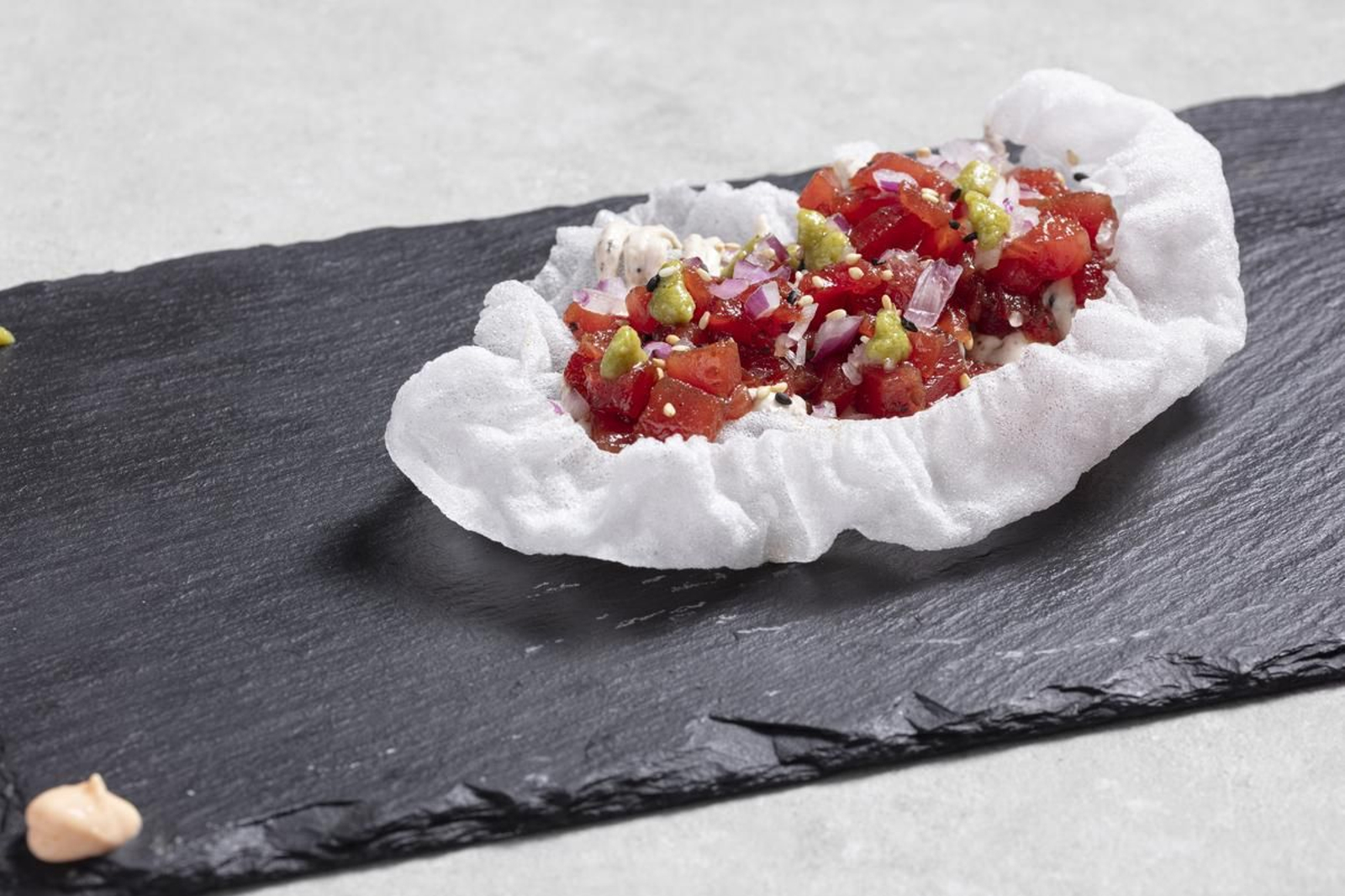 Así de irresistibles son las tapas de la Ruta del Atún de Barbate: Bares y restaurantes donde saborear el mejor atún