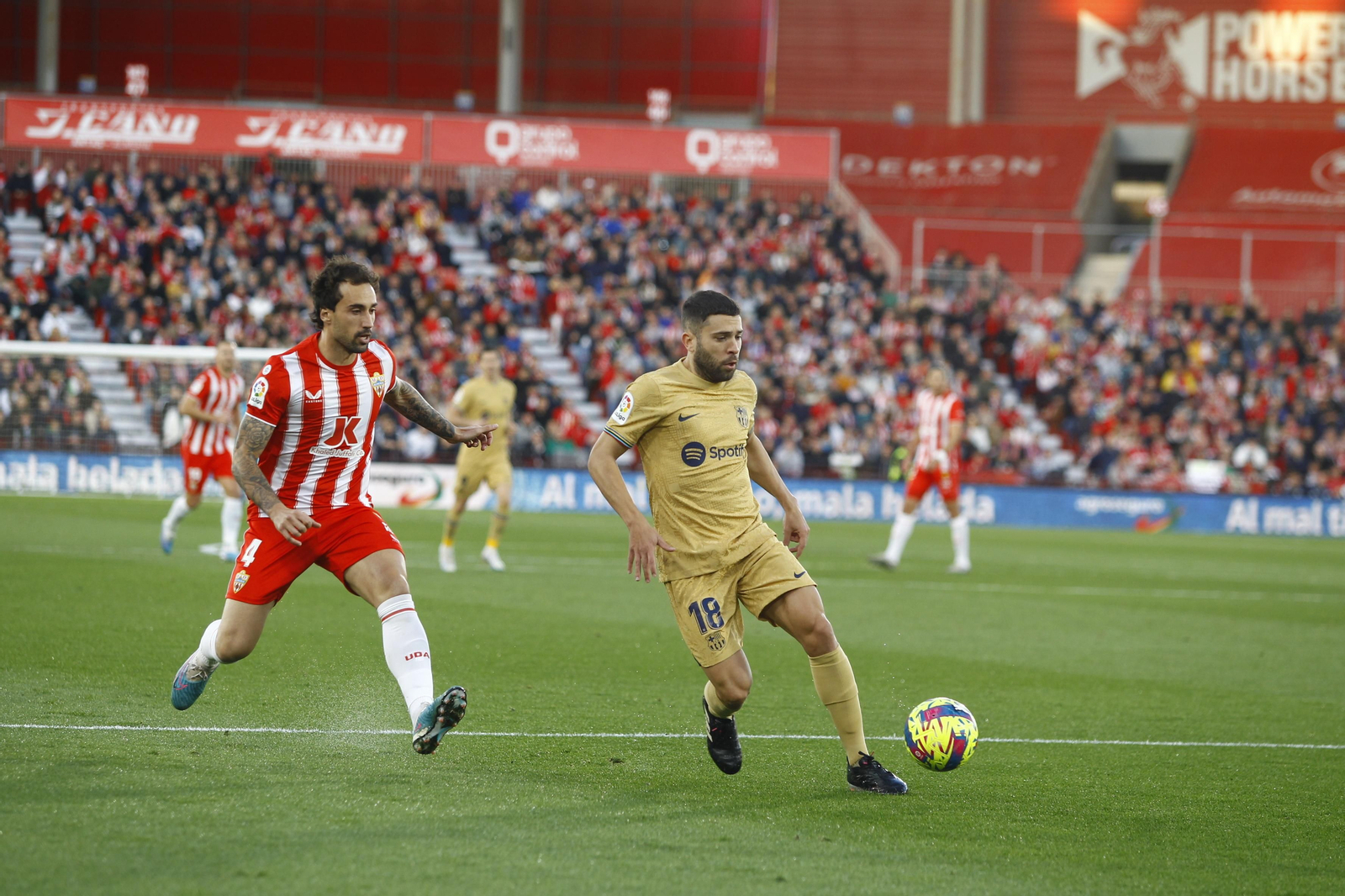 Imágenes de la victoria de la U.D. Almería ante el F.C. Barcelona