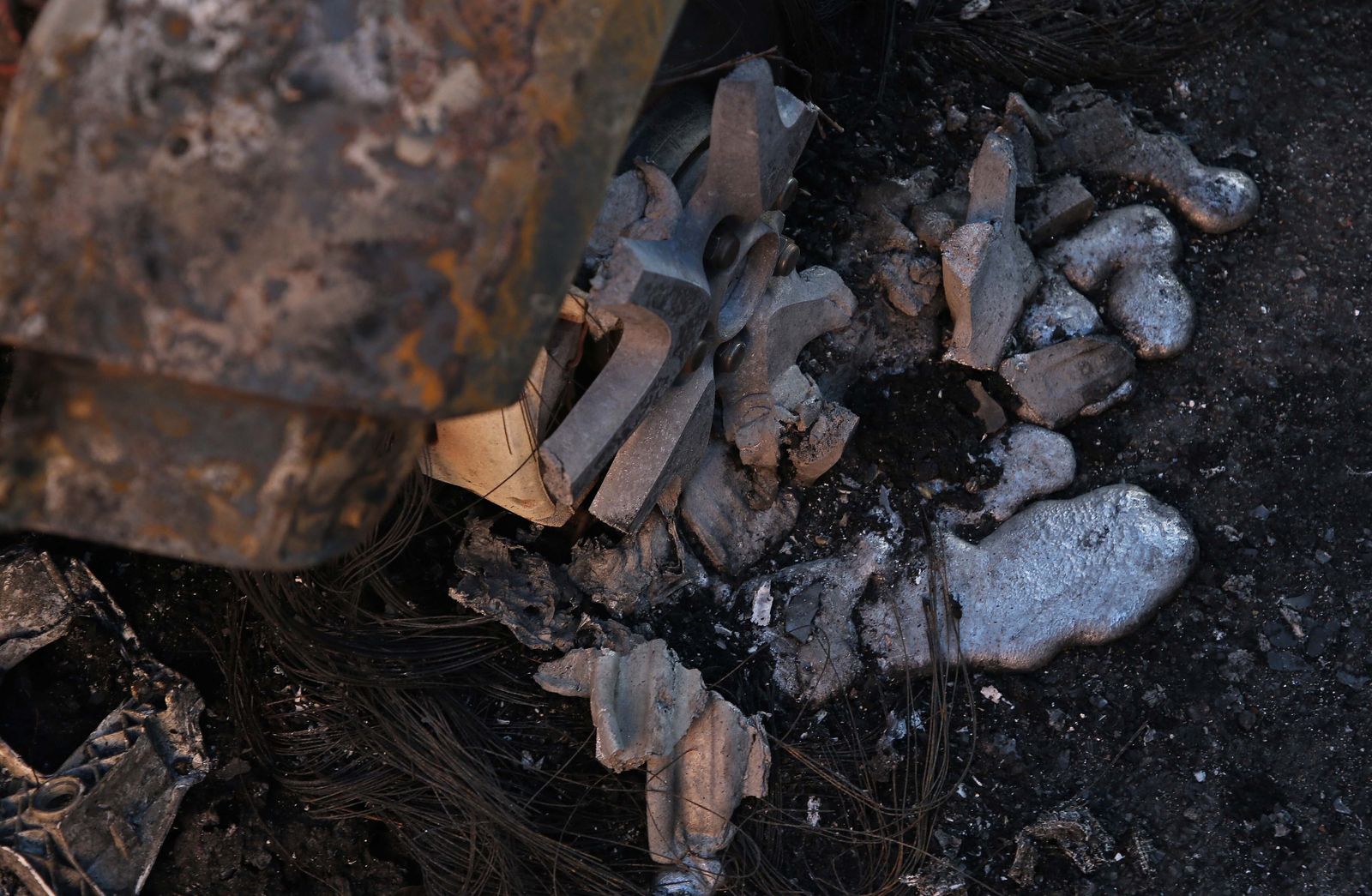 Fotos de los coches calcinados en San José Artesano