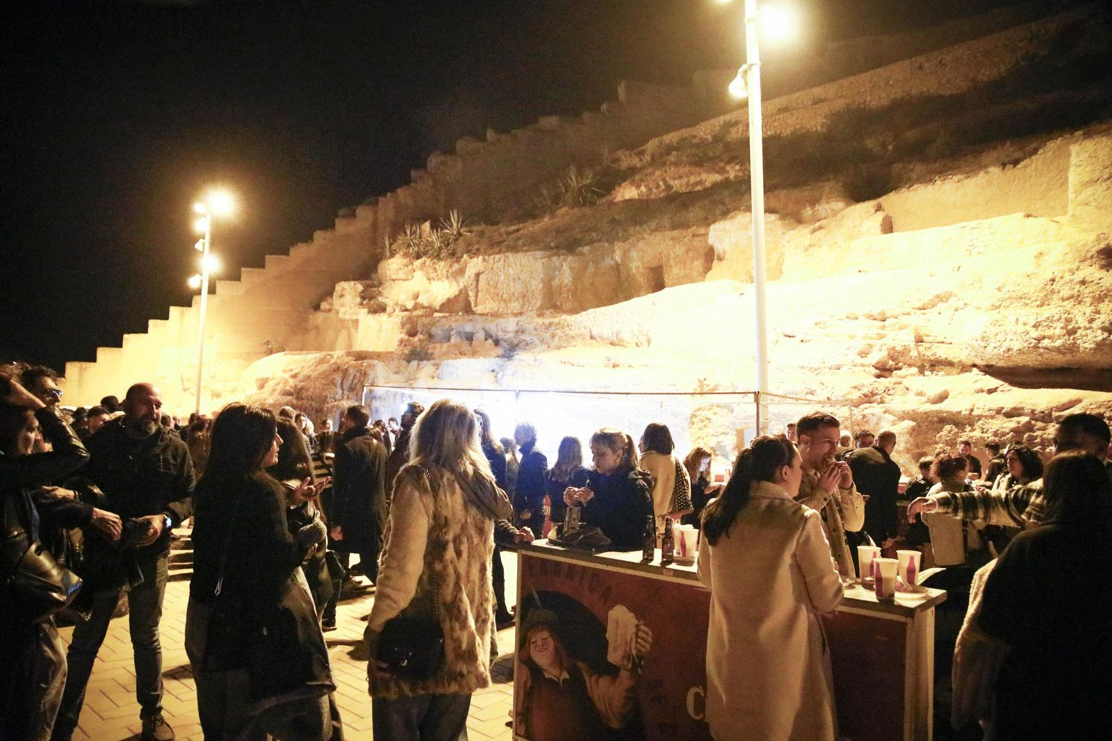 La Noche de las Candelas del Mesón Gitano de Almería, en imágenes