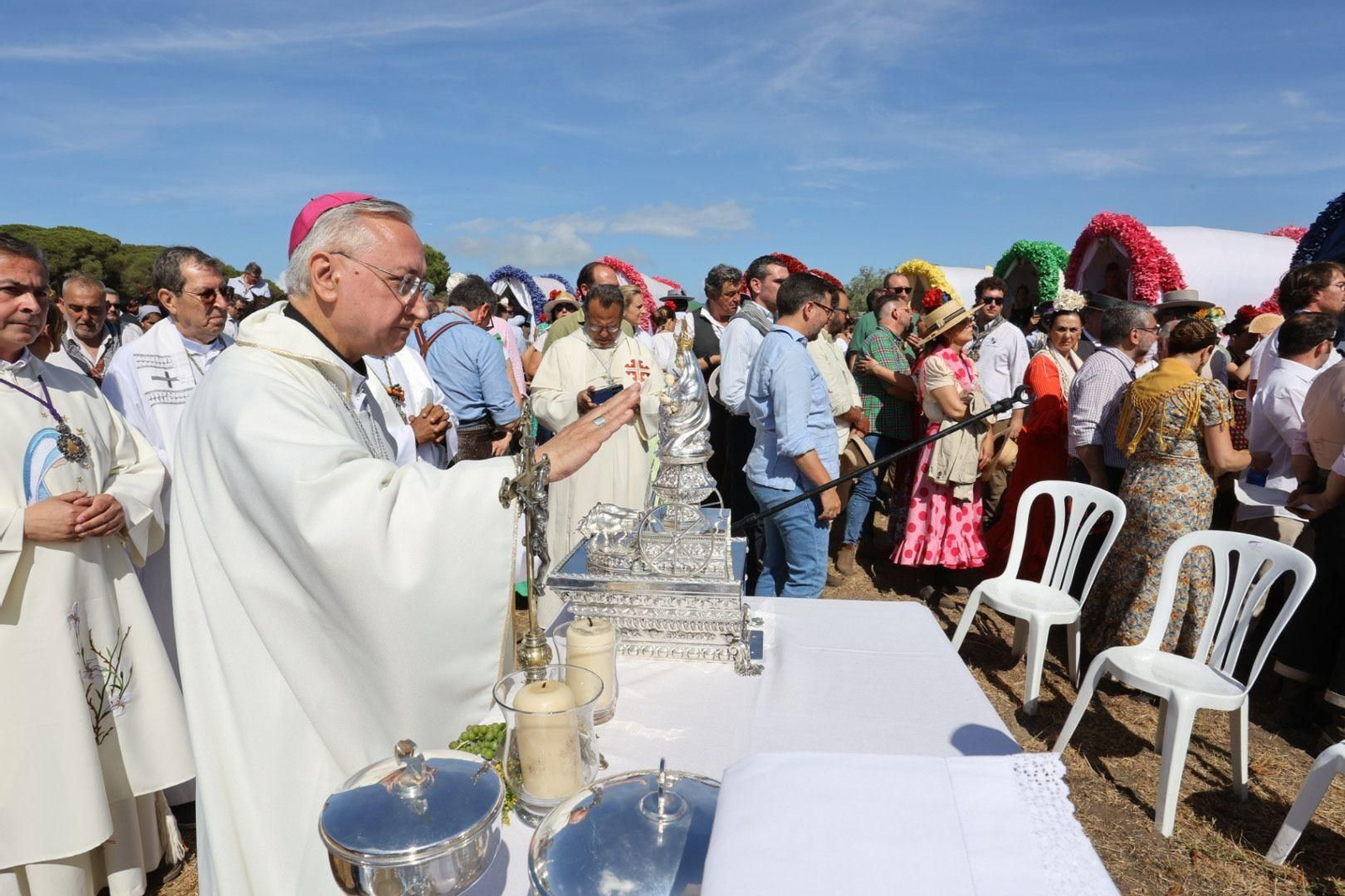 Misa de romeros de las hermandades de Jerez y El Puerto en Marismillas