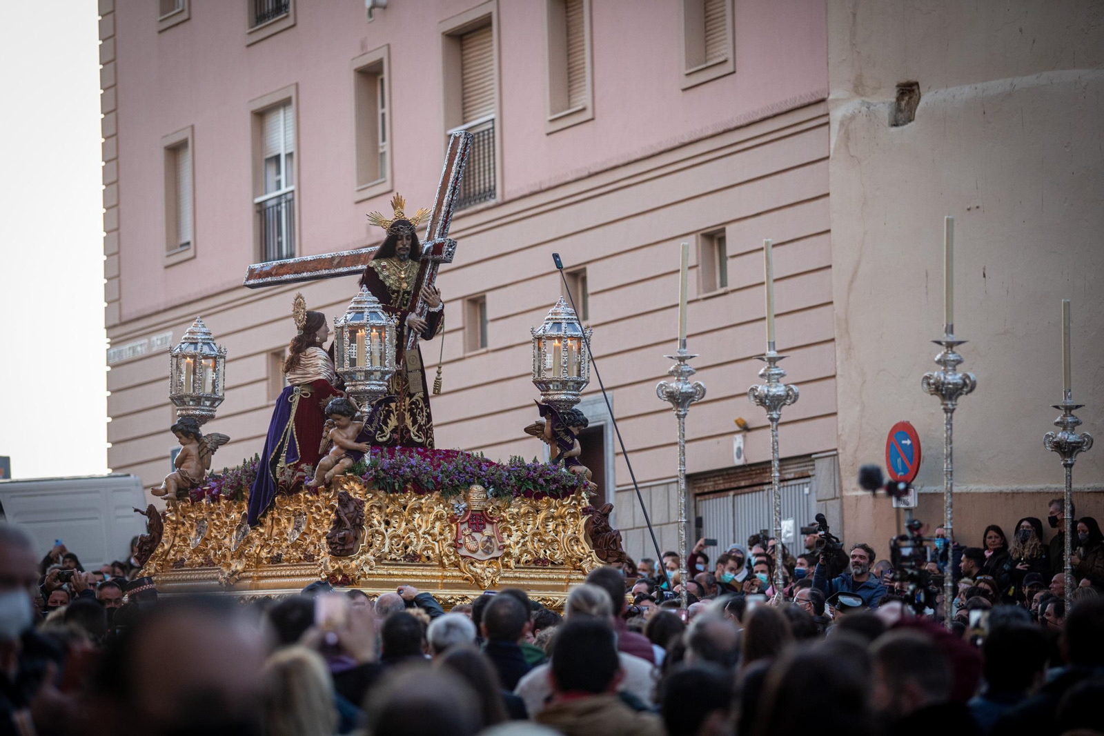 Histórica procesión con la Patrona y el Nazareno en la festividad de la Inmaculada