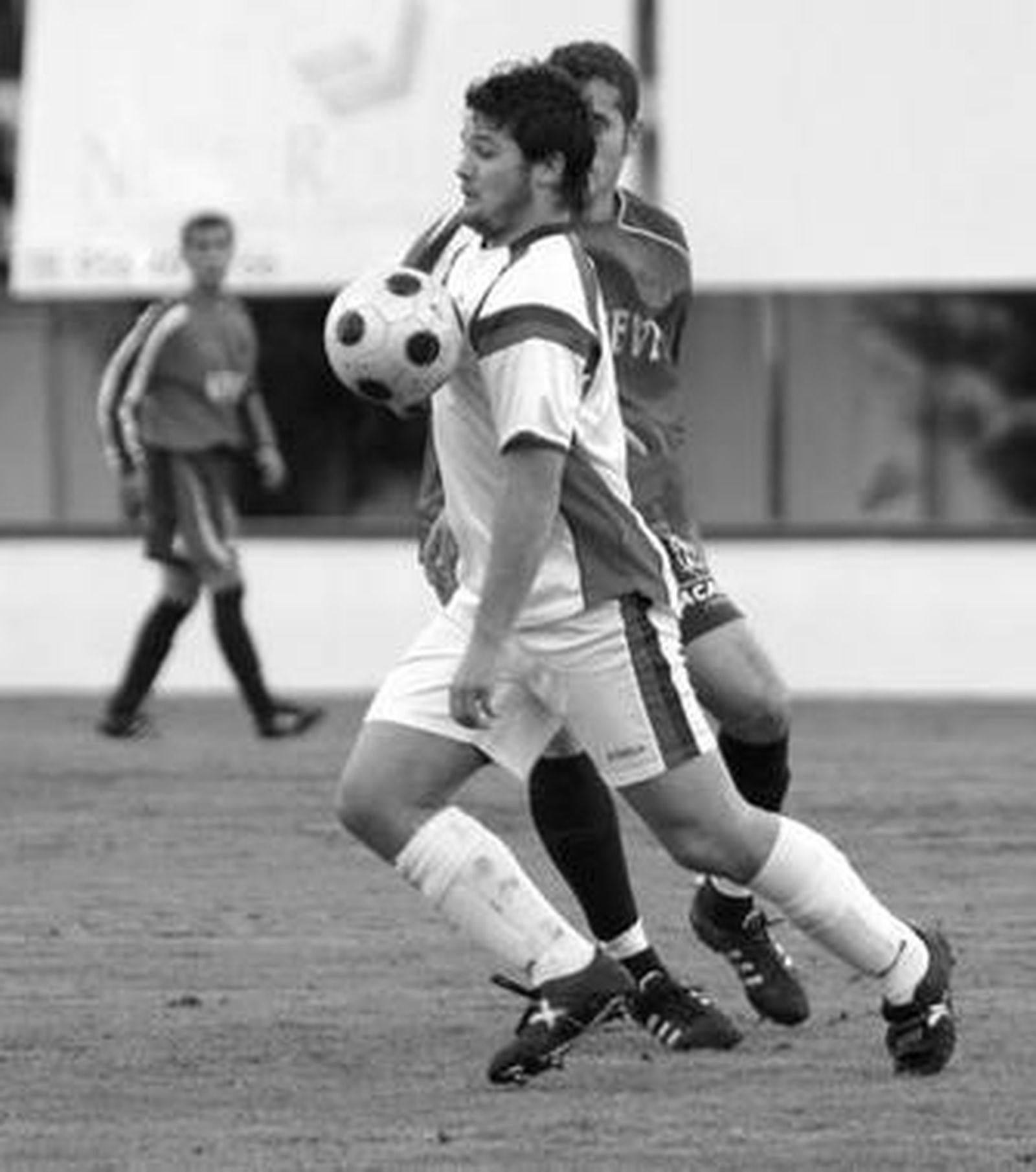 Otro 'hat-trick' de Ñoño le da una alegría al Chiclana