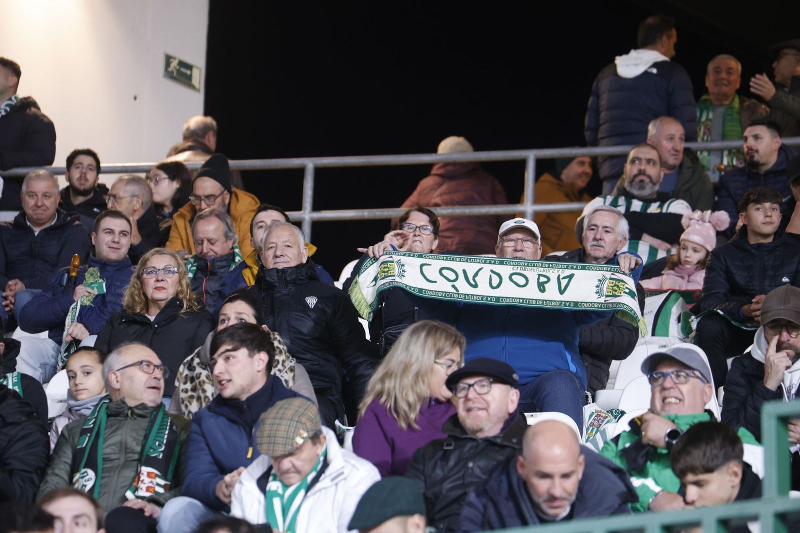 Las mejores fotos del ambiente en El Arcángel para el Córdoba CF - Burgos