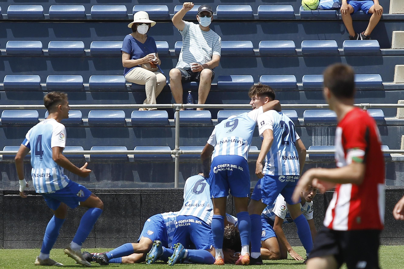 Las fotos del triunfo del Málaga CF ante el Athletic en la Copa de Campeones.