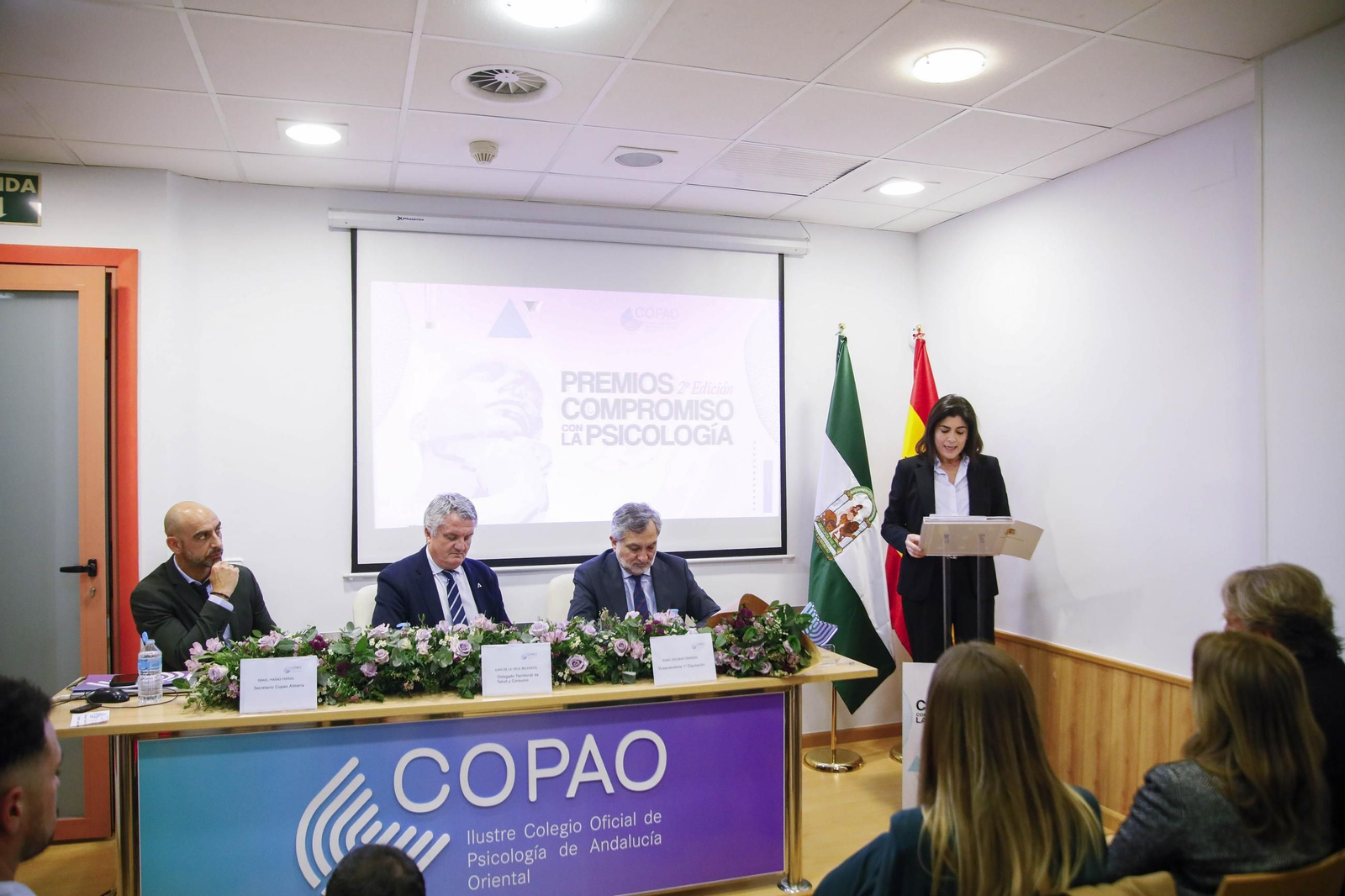Las imágenes de la entrega de los Premios Compromiso con la Psicología en la sede del COPAO en Almería