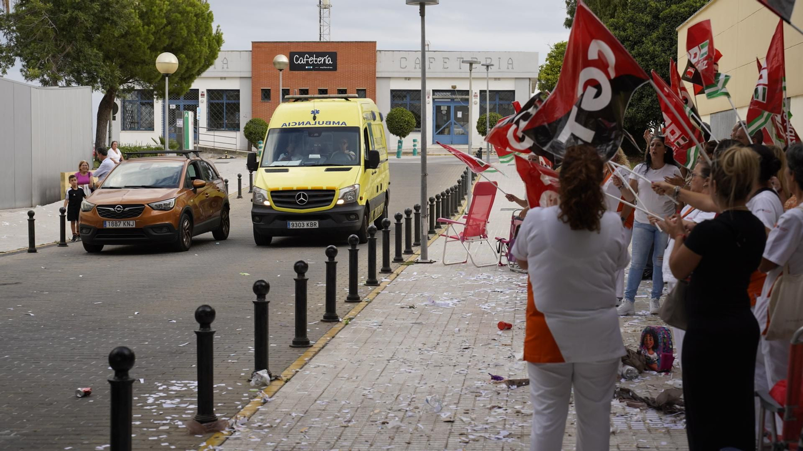 Fotos de la huelga de limpieza en el Hospital Punta de Europa de Algeciras