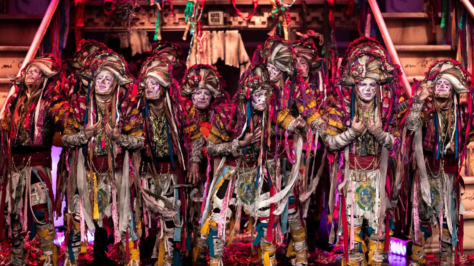 Búscate entre las mejores imágenes de la final del COAC 2025 del Carnaval de Cádiz