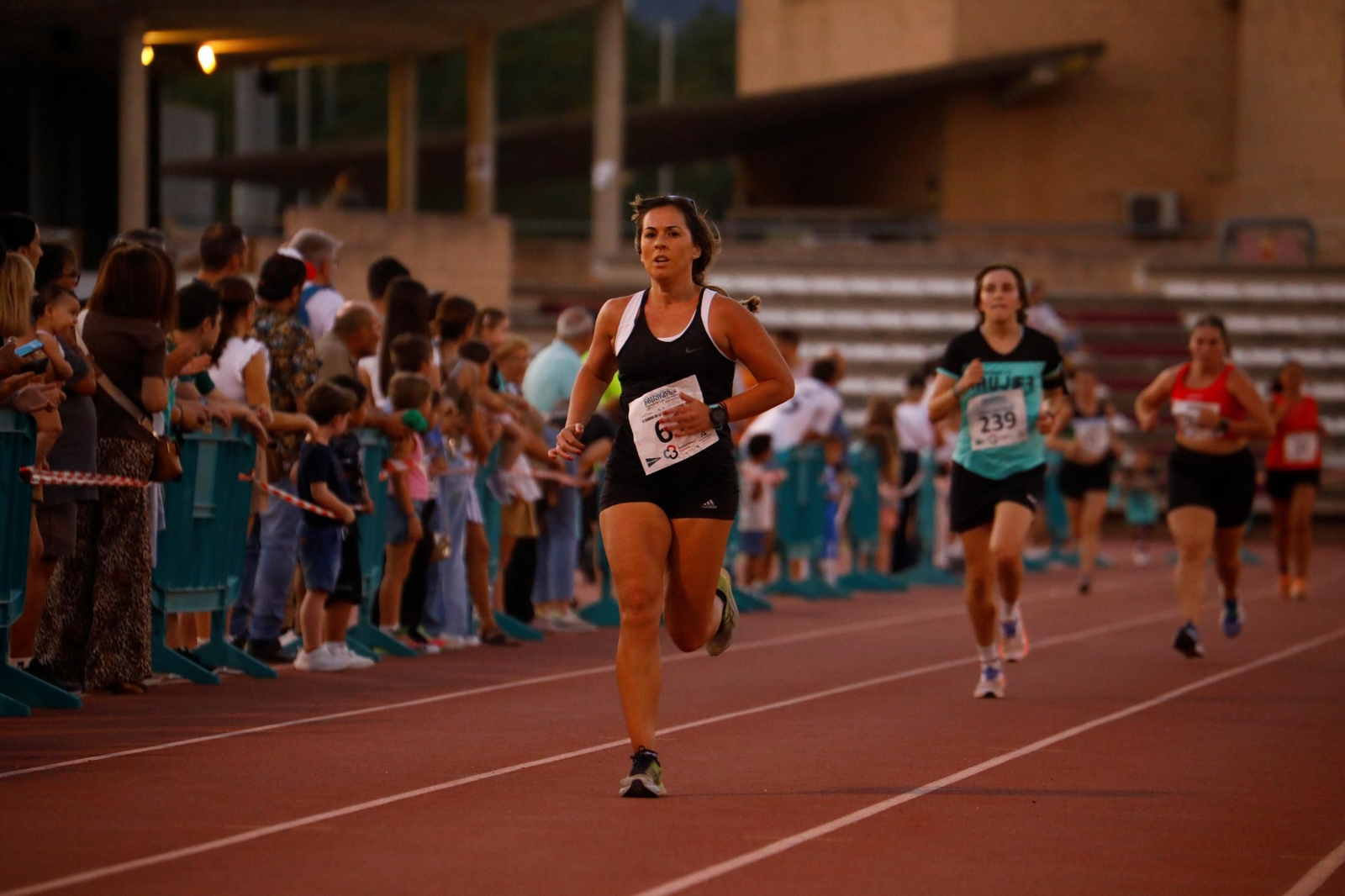 Las mejores imágenes de la XX Carrera de la Mujer de Córdoba