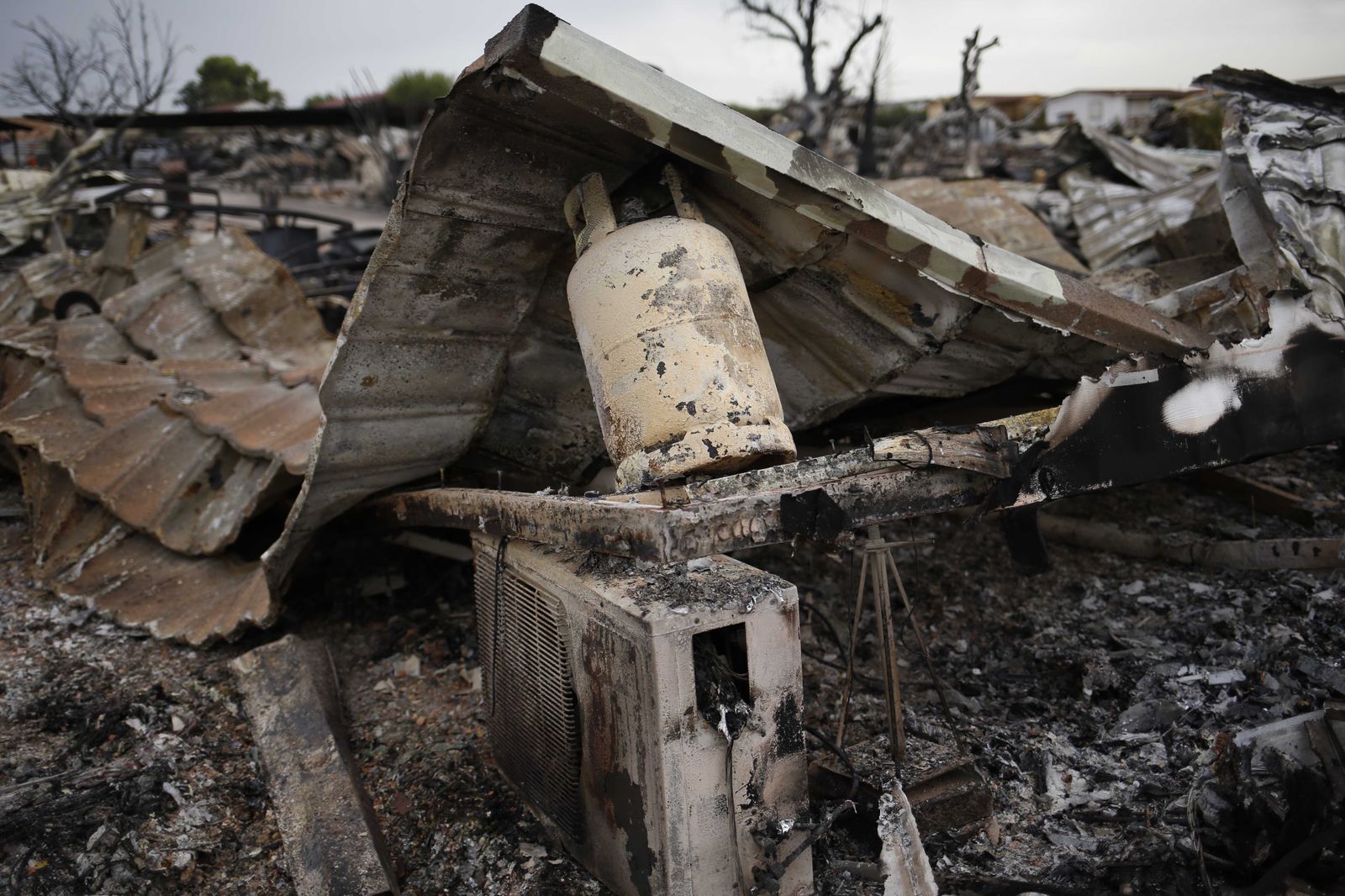 Las fotos del camping de Mollina, arrasado por el incendio