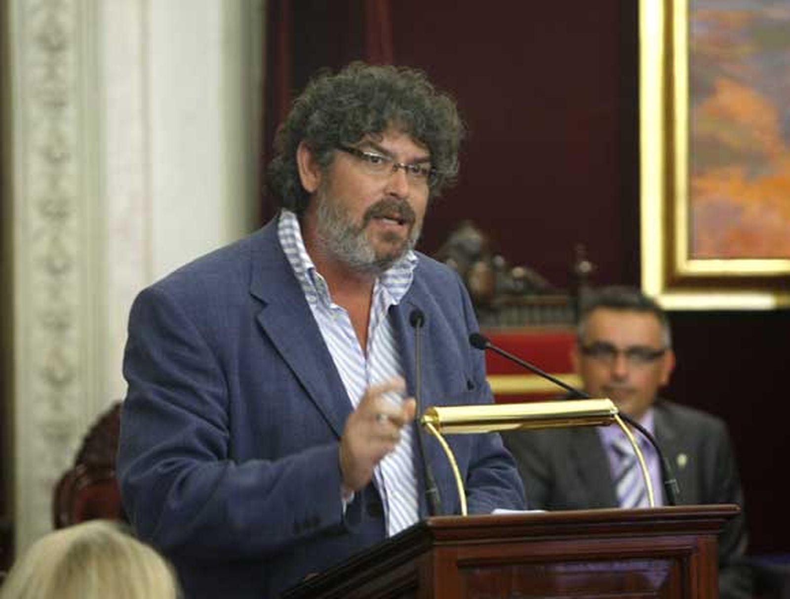 El Yuyu tira de humor y crítica en el pregón del LVII Trofeo Carranza