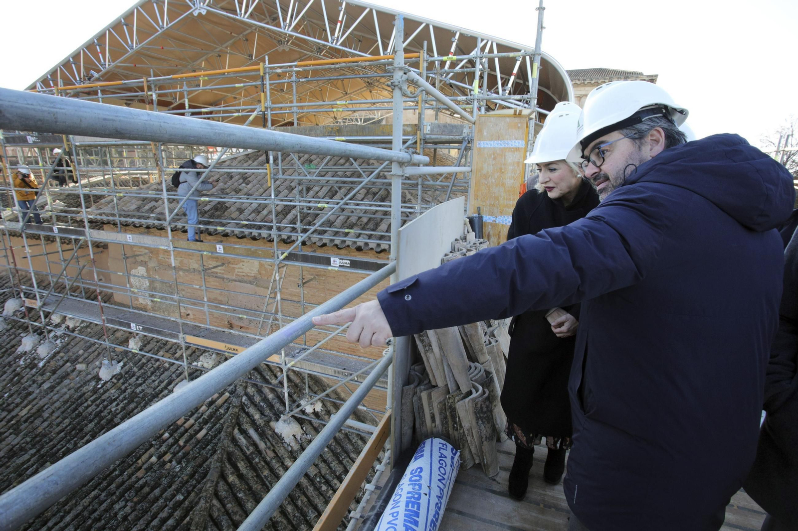 Fotos: las obras de restauración de las cubiertas del Mexuar y los Palacios Nazaríes de la Alhambra de Granada