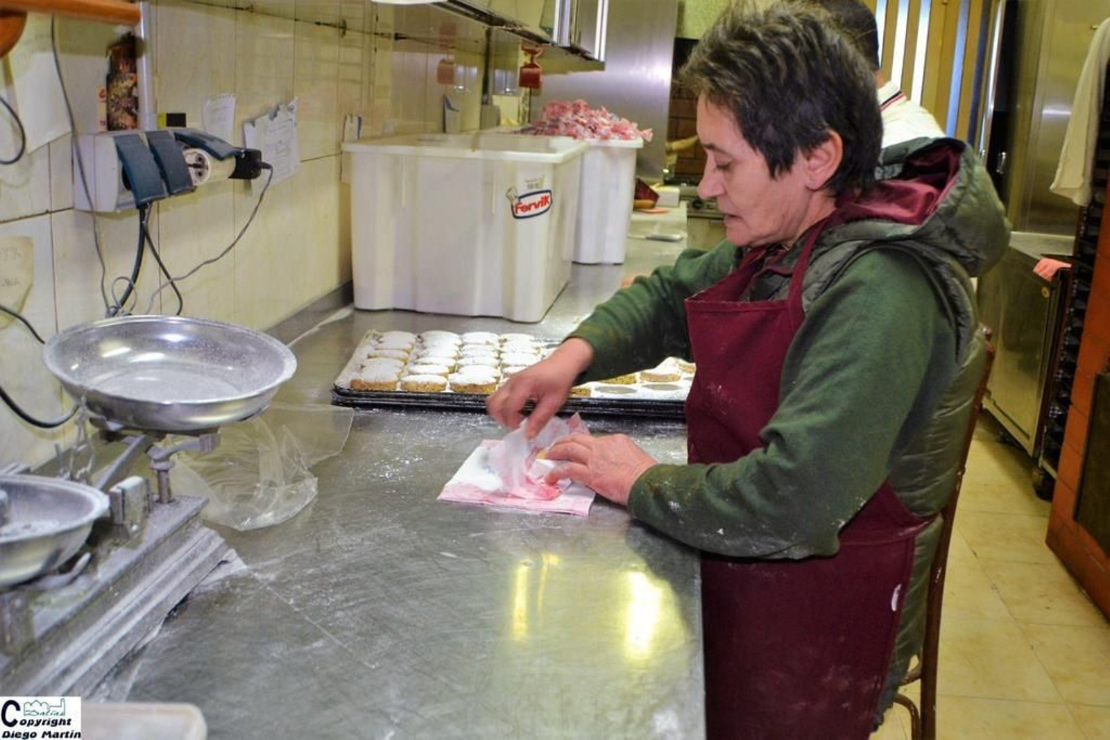 Vea cómo realiza de forma artesanal la Pastelería Escobar sus mejores dulces