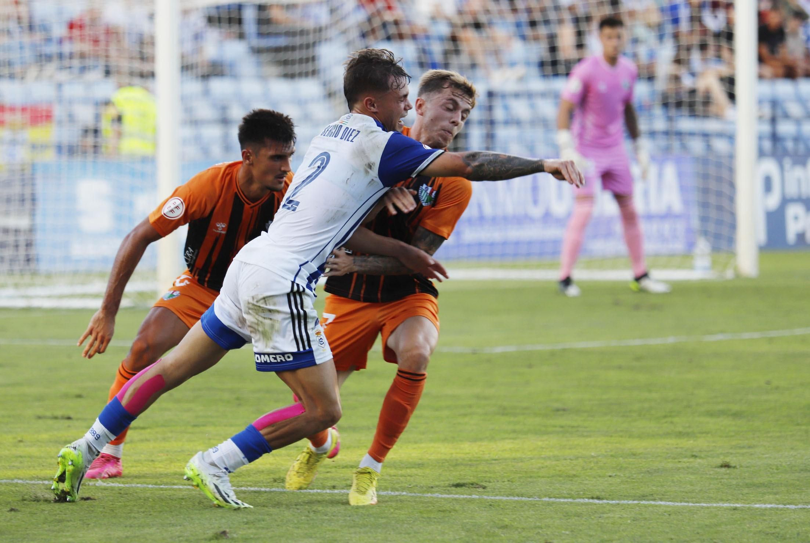 Imágenes del encuentro entre el Recreativo de Huelva y el Antequera CF