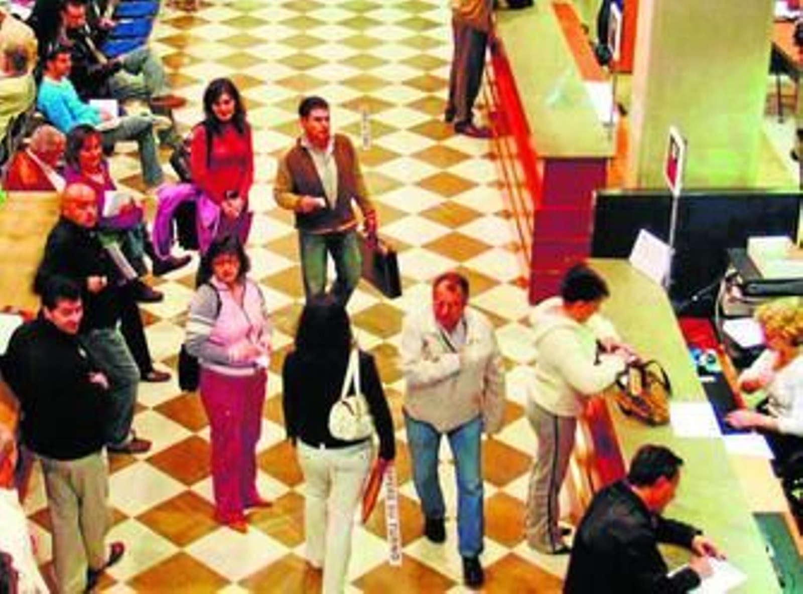 El 32% de los empresarios apuesta por los trámites telemáticos para agilizar la burocracia.