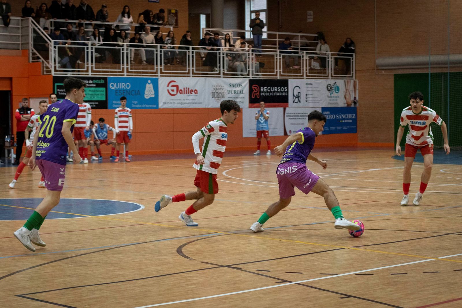 Imagen del último duelo liguero del cuadro granadino.