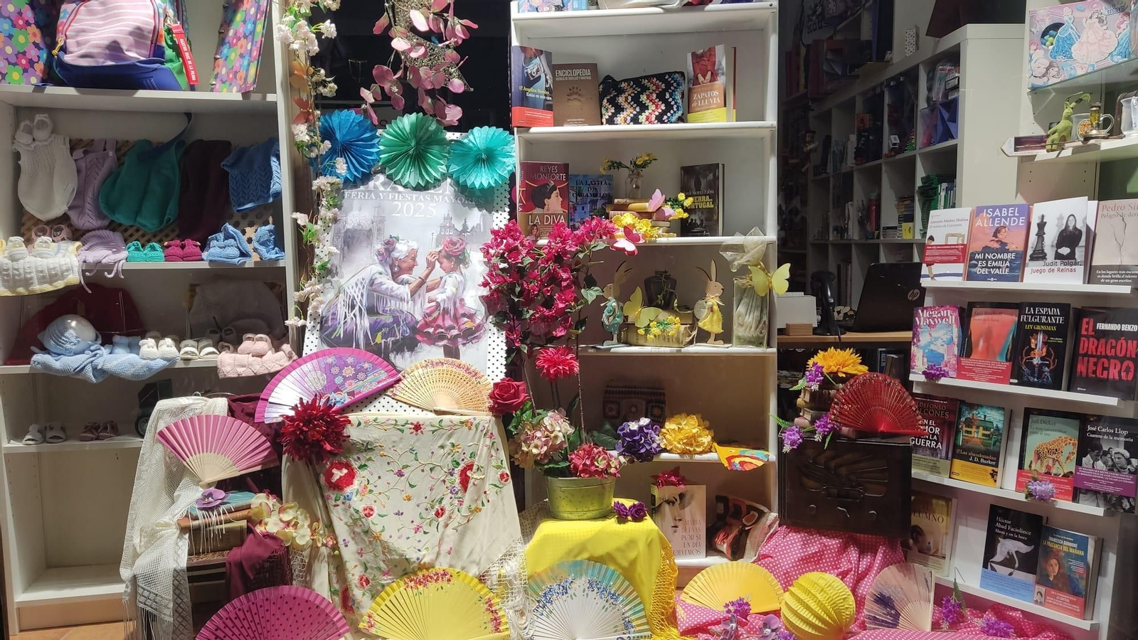 Decoración de Librería Aracena.