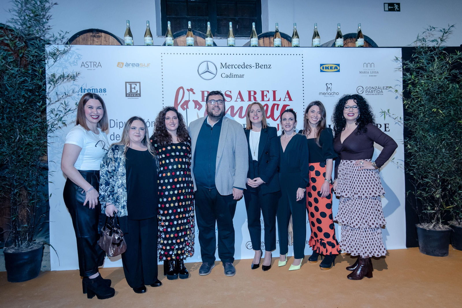 Imágenes de la inauguración y primeros desfiles de la 'Pasarela Flamenca 2020'