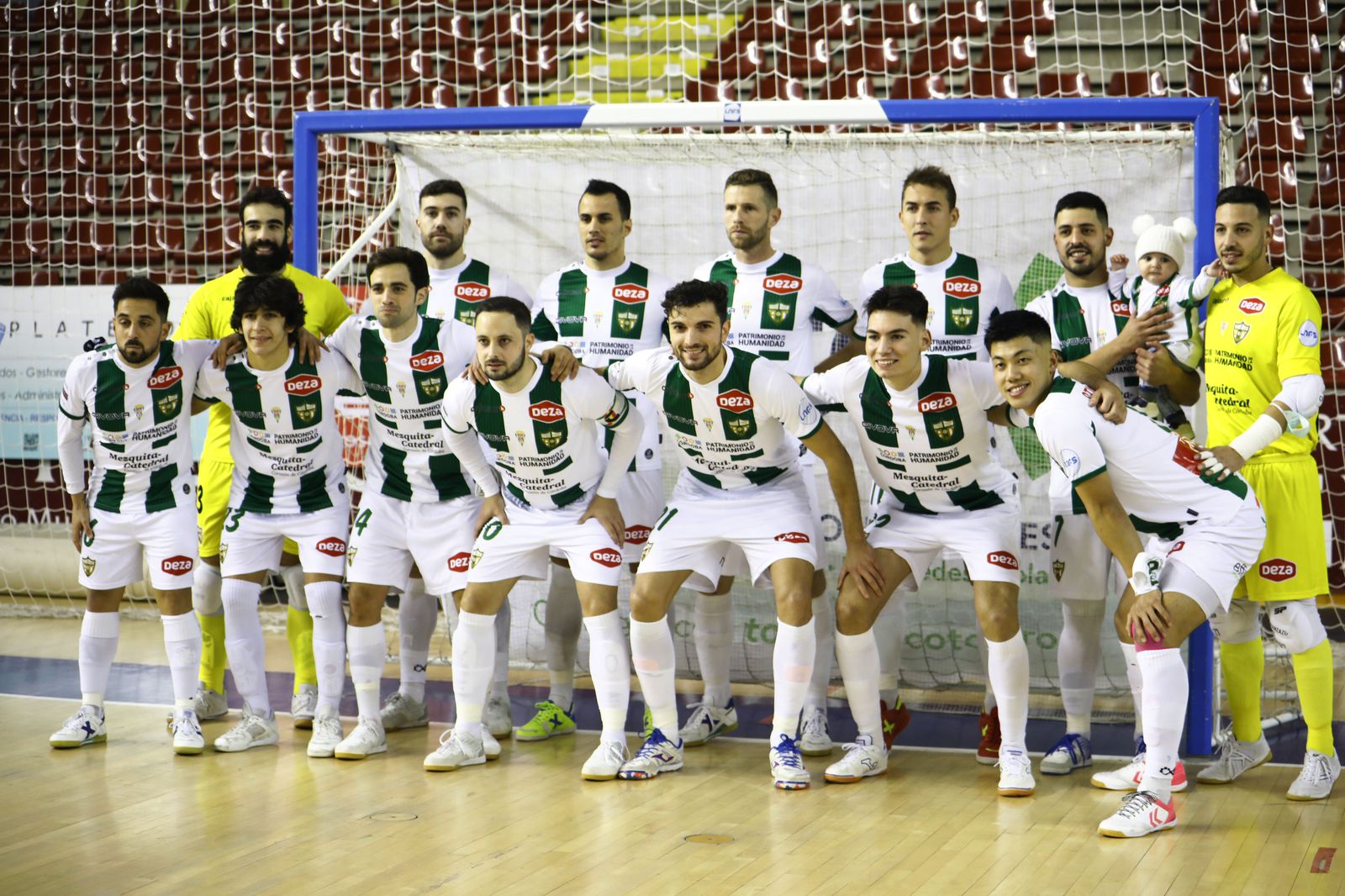 Las imágenes del triunfo del Córdoba Futsal ante O Parrulo