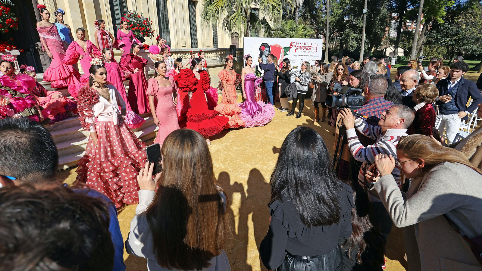 Presentación de la Pasarela Flamenca Tio Pepe 2023 en la REAAE de Jerez