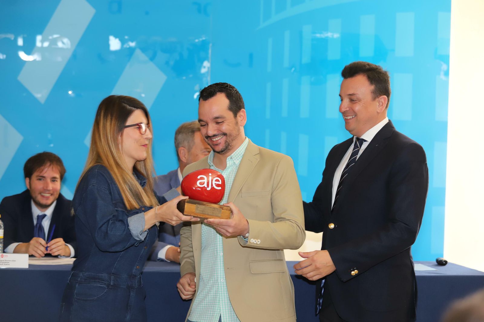 Distinción concedida al responsable del restaurante Casa Dirección de Valverde.