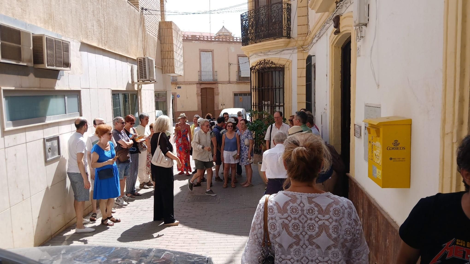 Los vecinos se alegraban de que los museos estén abiertos de nuevo. Los vecinos se alegraban de que los museos estén abiertos de nuevo.