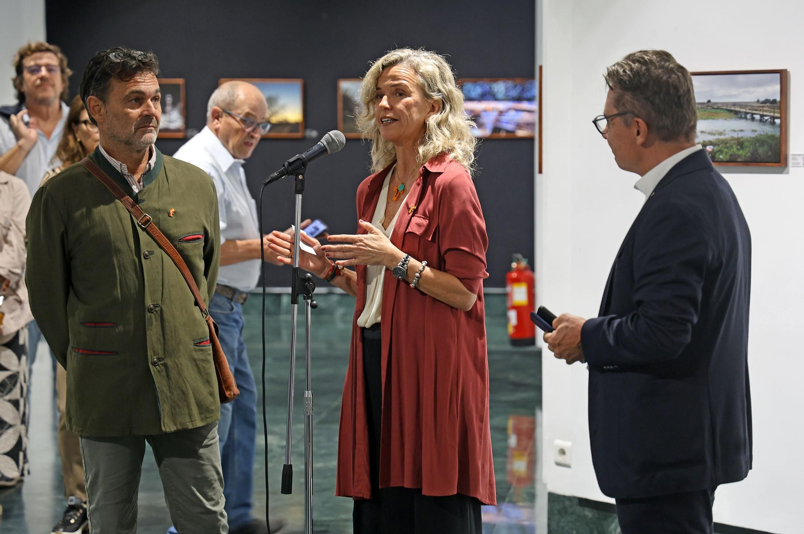 Imágenes de la exposición fotográfica 'Ítems de dudable belleza' del fotógrafo Rafael E.Cárdenas