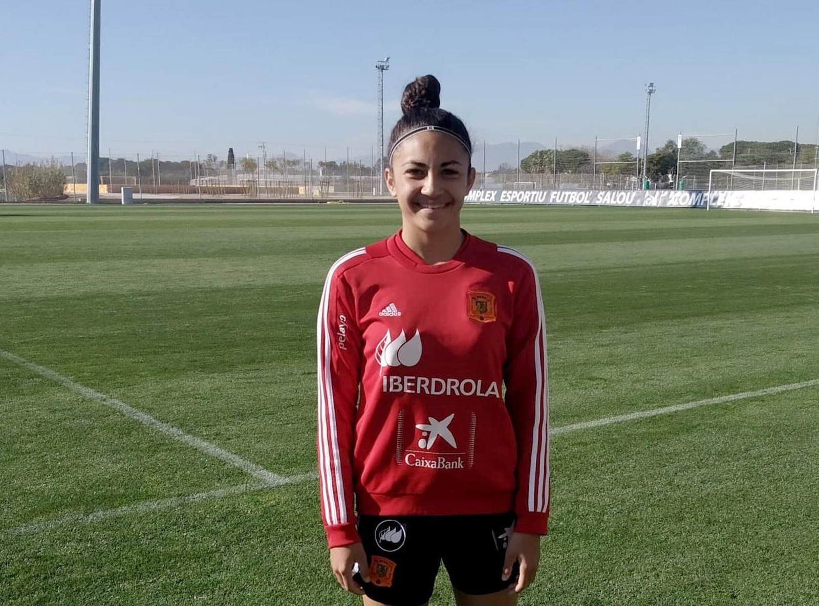 La cordobesa Lucía Moral logra su primer gol con la selección española femenina sub 16 ante Dinamarca.