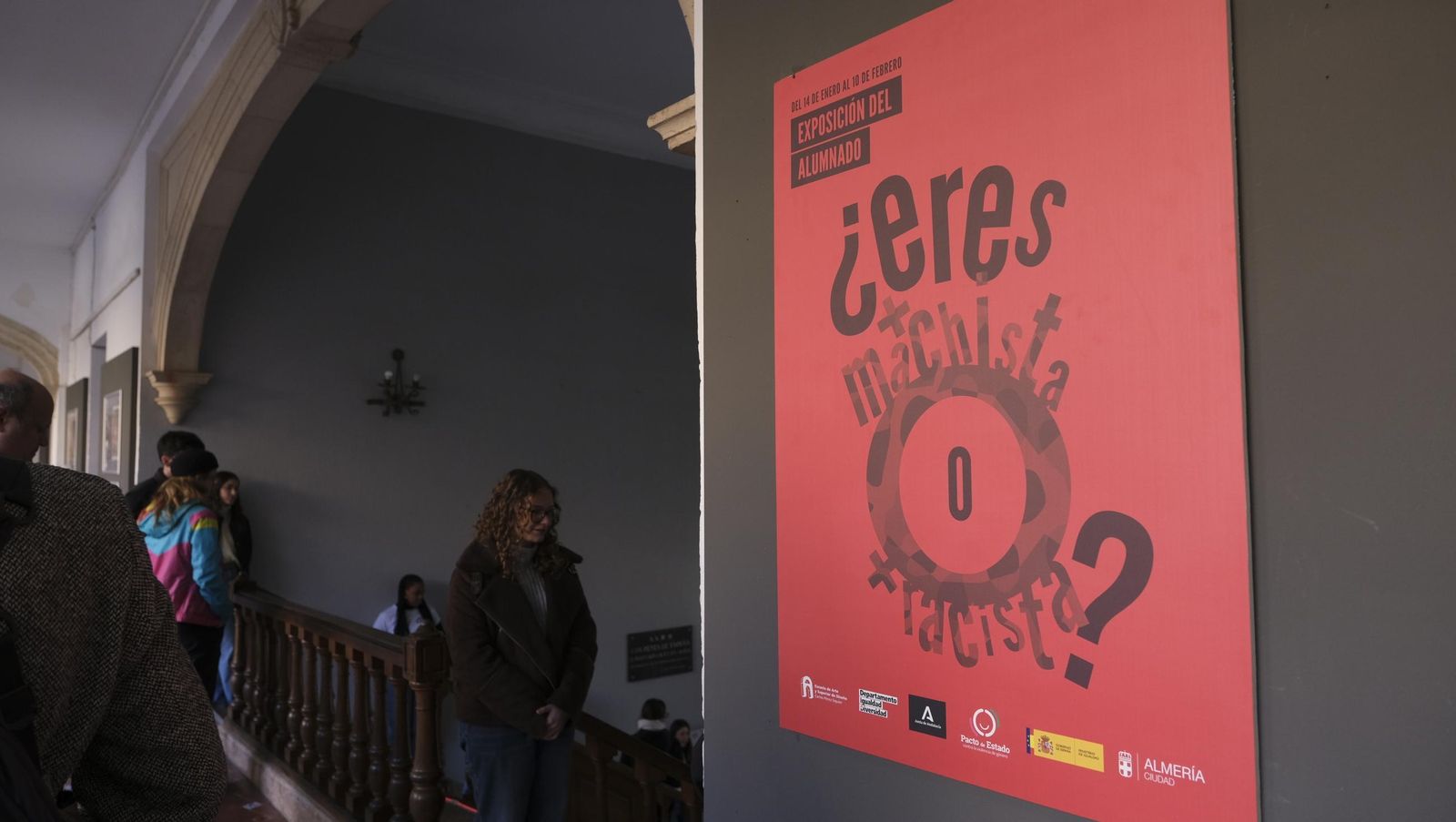 ¿Eres + machista o + racista?, exposición en la Escuela de Artes de Almería, en imágenes