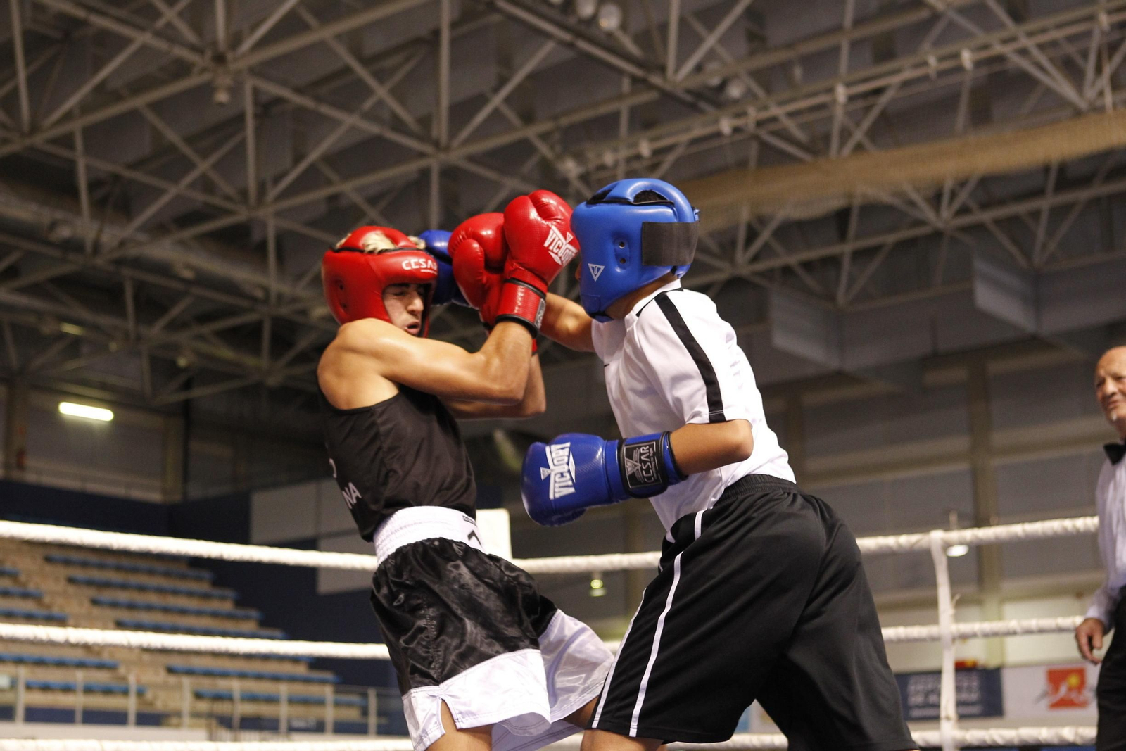 Fotogalería de la velada solidaria de boxeo