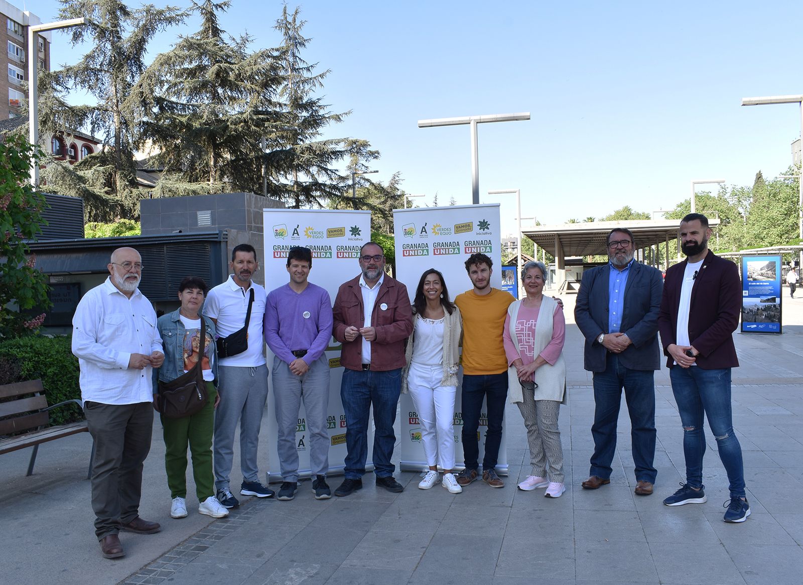 Miembros de Granada Unida explican su alternativa a las VAU en la capital