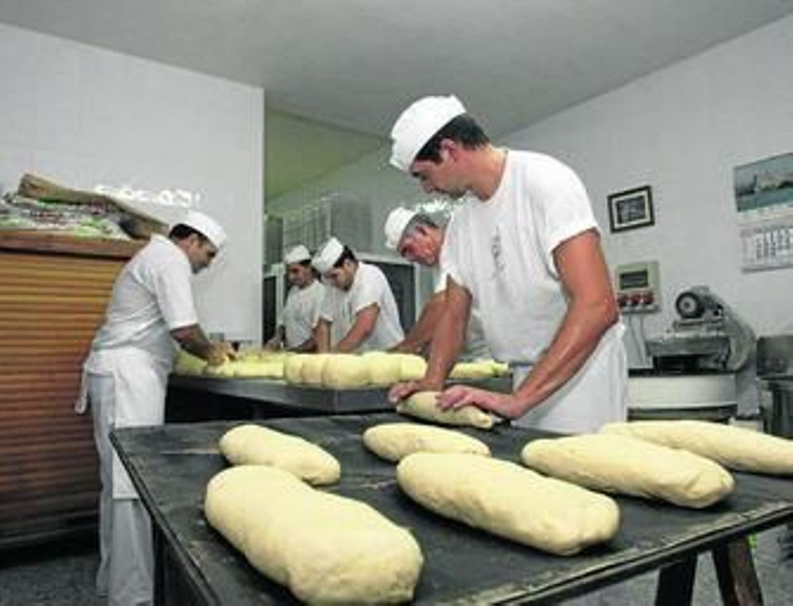 Las carnes rojas, los mariscos y el alcohol suelen causar crisis de gota