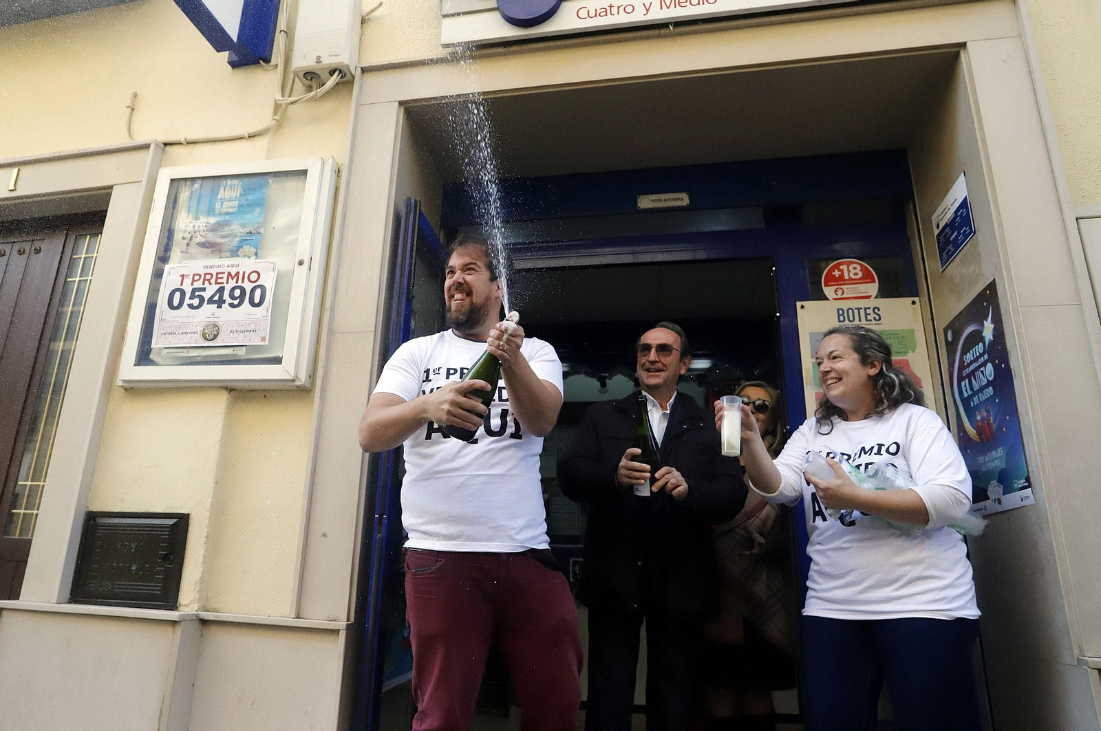 Las mejores imágenes del Gordo de la Lotería en Gibraleón