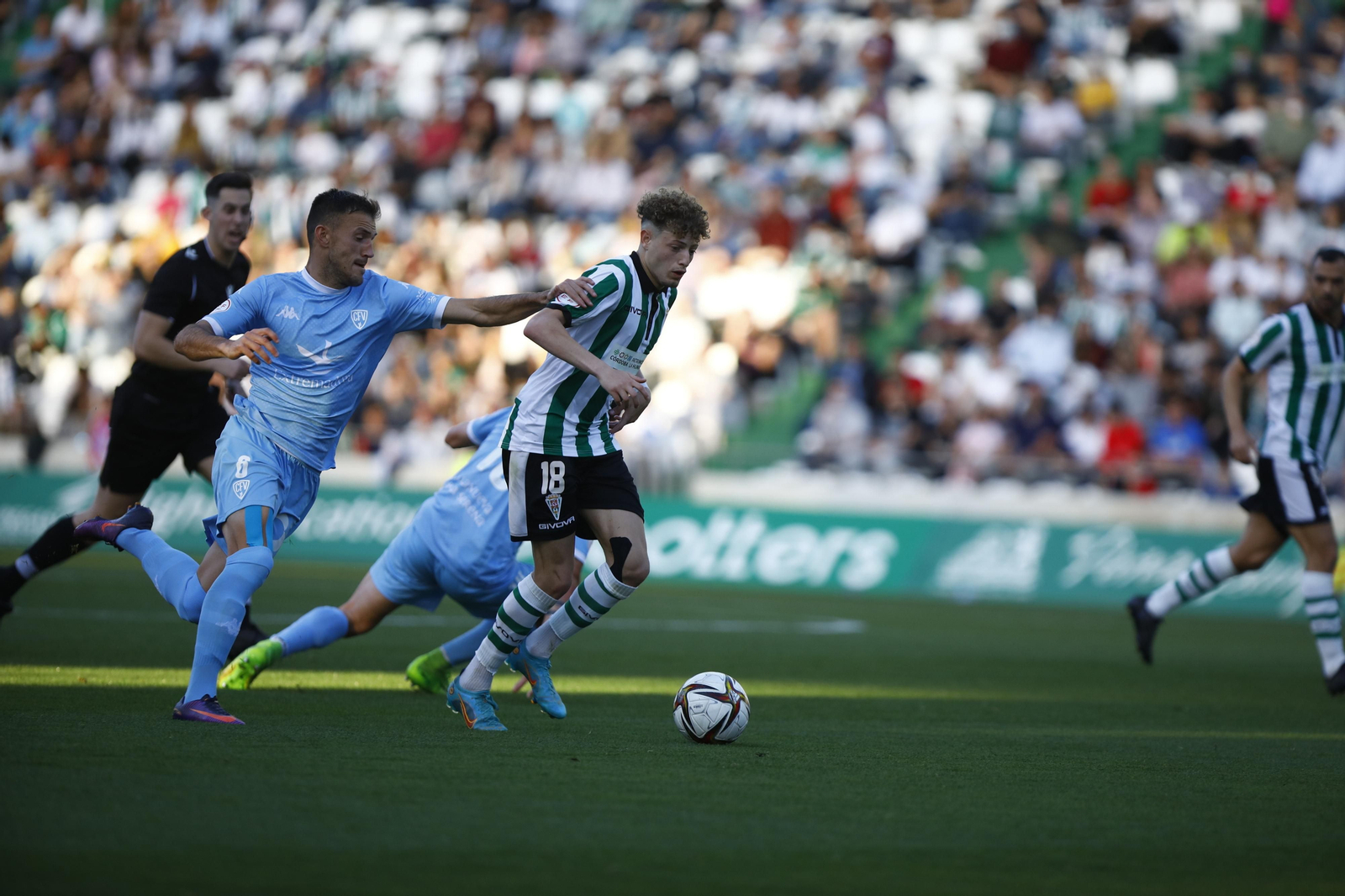 Las imágenes del triunfo del Córdoba CF ante el Villanovense