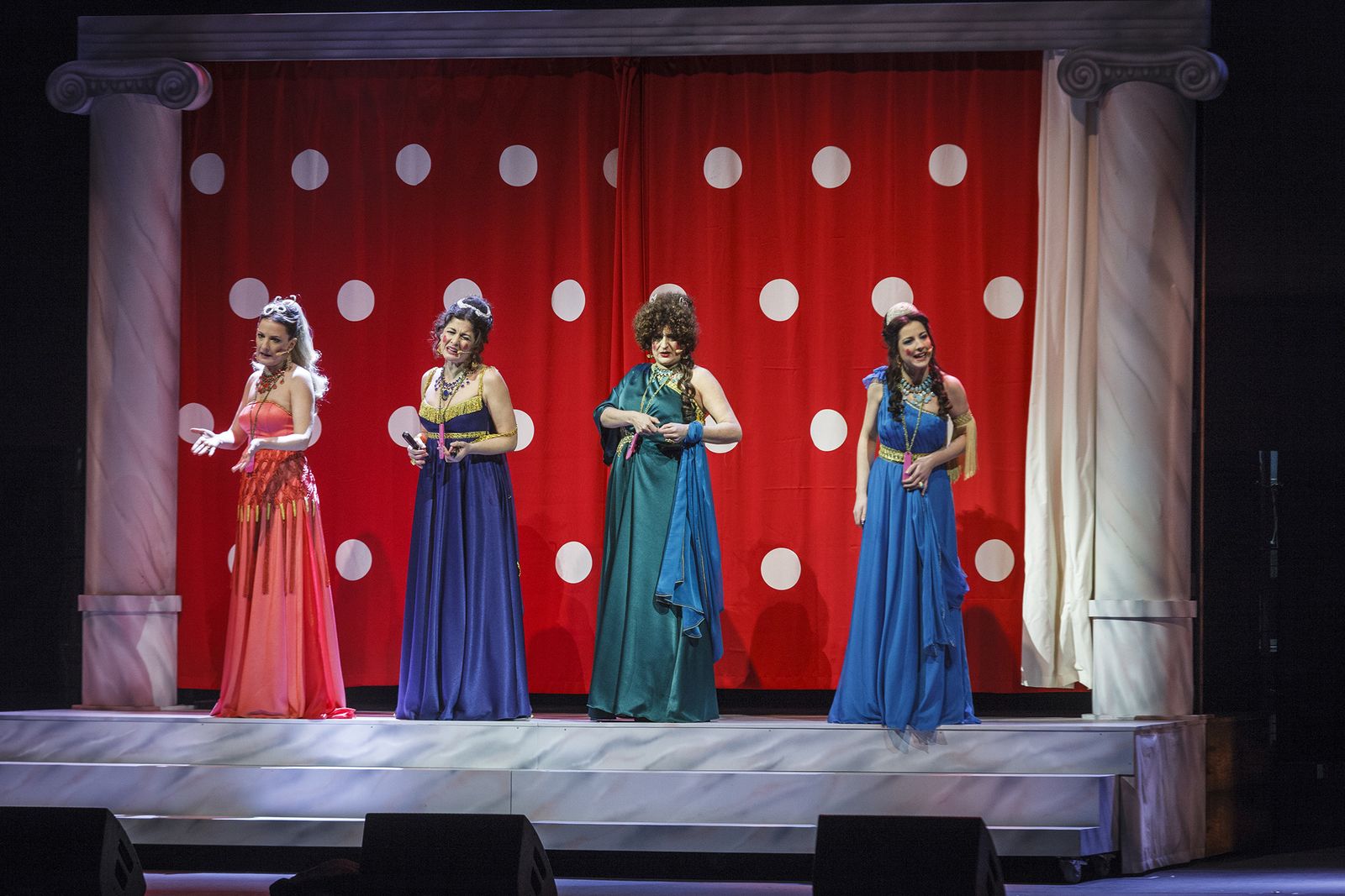 Las imágenes del pregón de Las Niñas de Cádiz