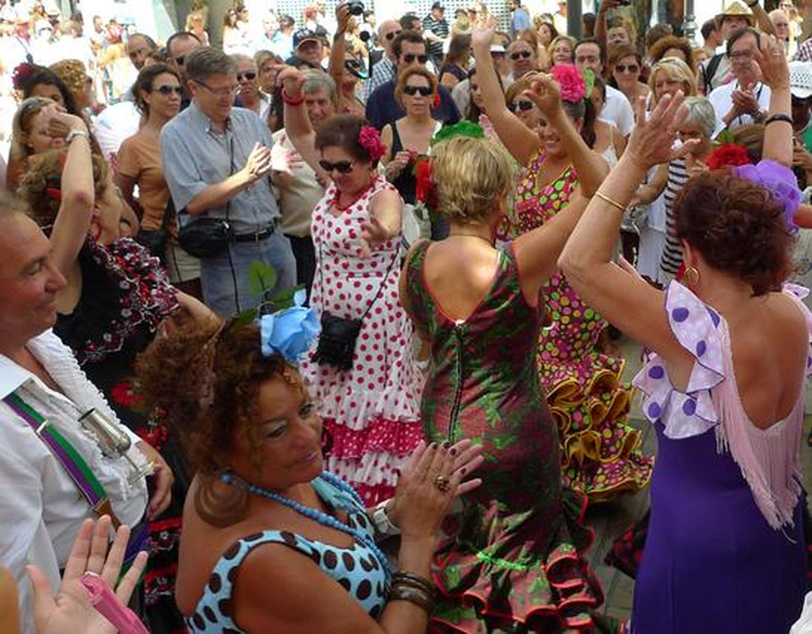 Jolgorio en el Centro y tradición en el Real

Foto: Sergio Camacho-Javier Albiñana