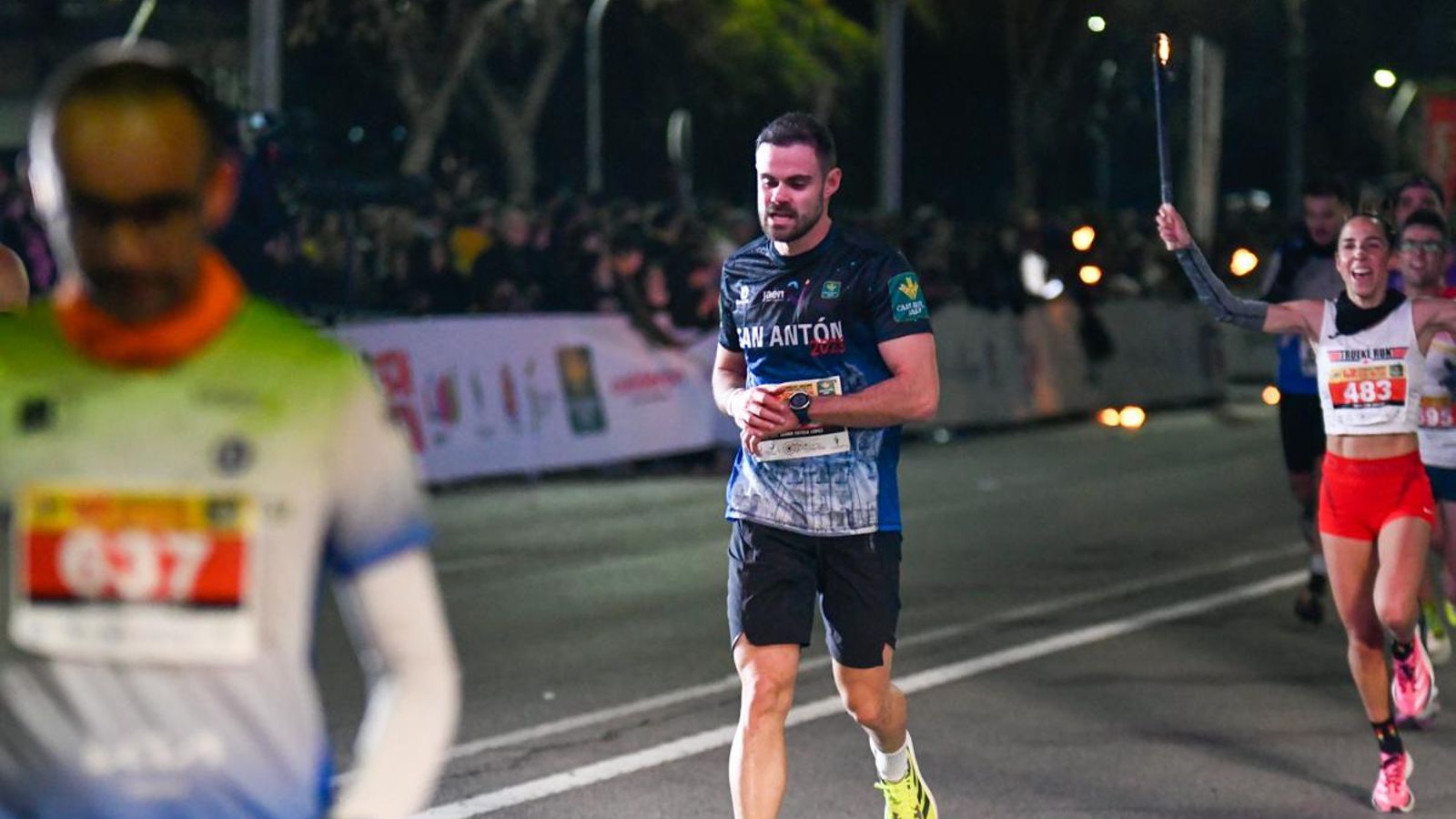 En imágenes: búscate en tu llegada a meta de la Carrera de San Antón 2025 (2)