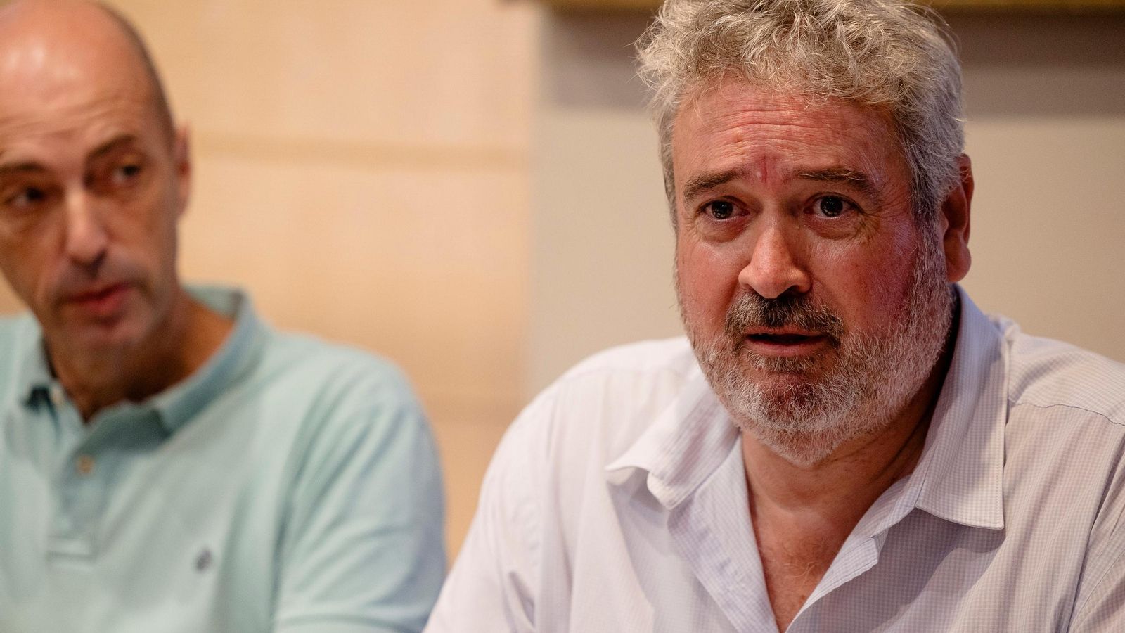 El presidente del comité de empresa de Navantia Puerto Real, Arturo Martínez (d.).