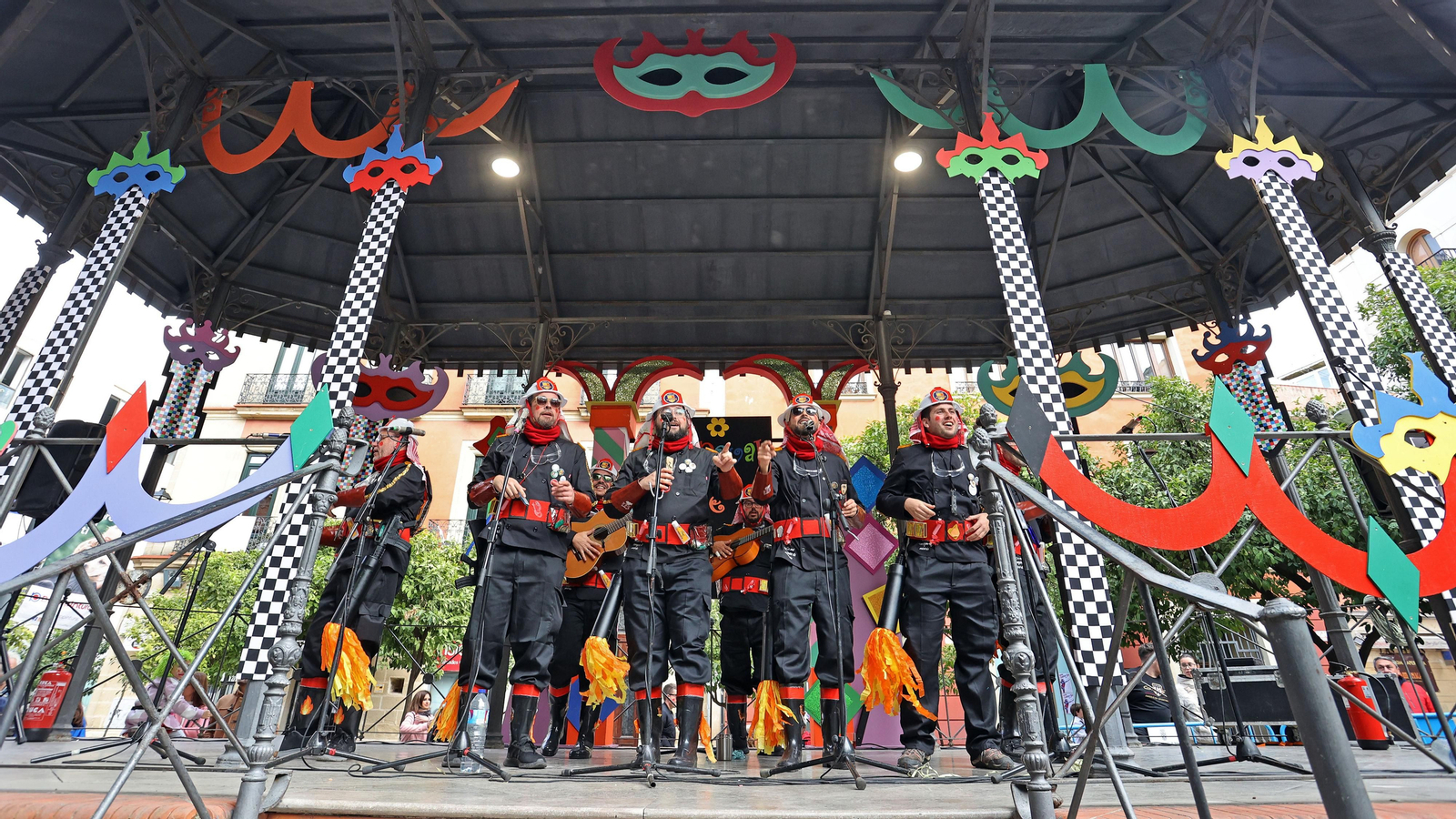 Gala de Carnaval de Jerez en la plaza del Banco con Martínez Ares
