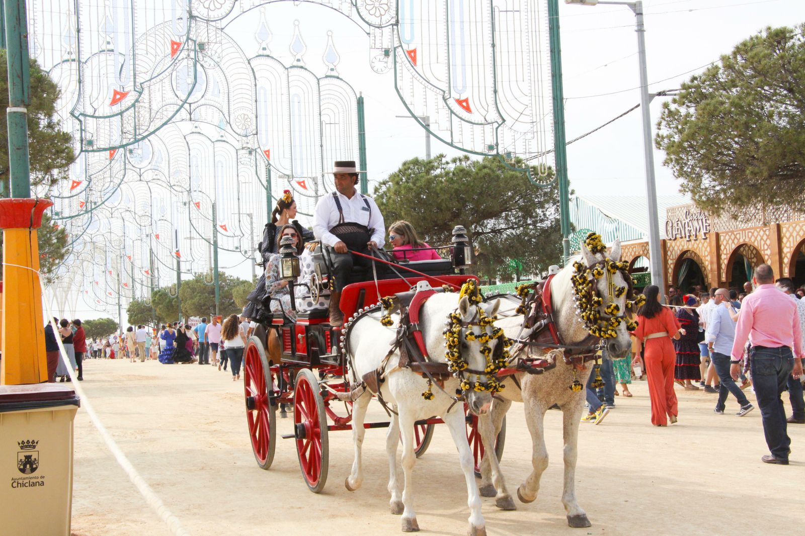 Imágenes del jueves de Feria en Chiclana