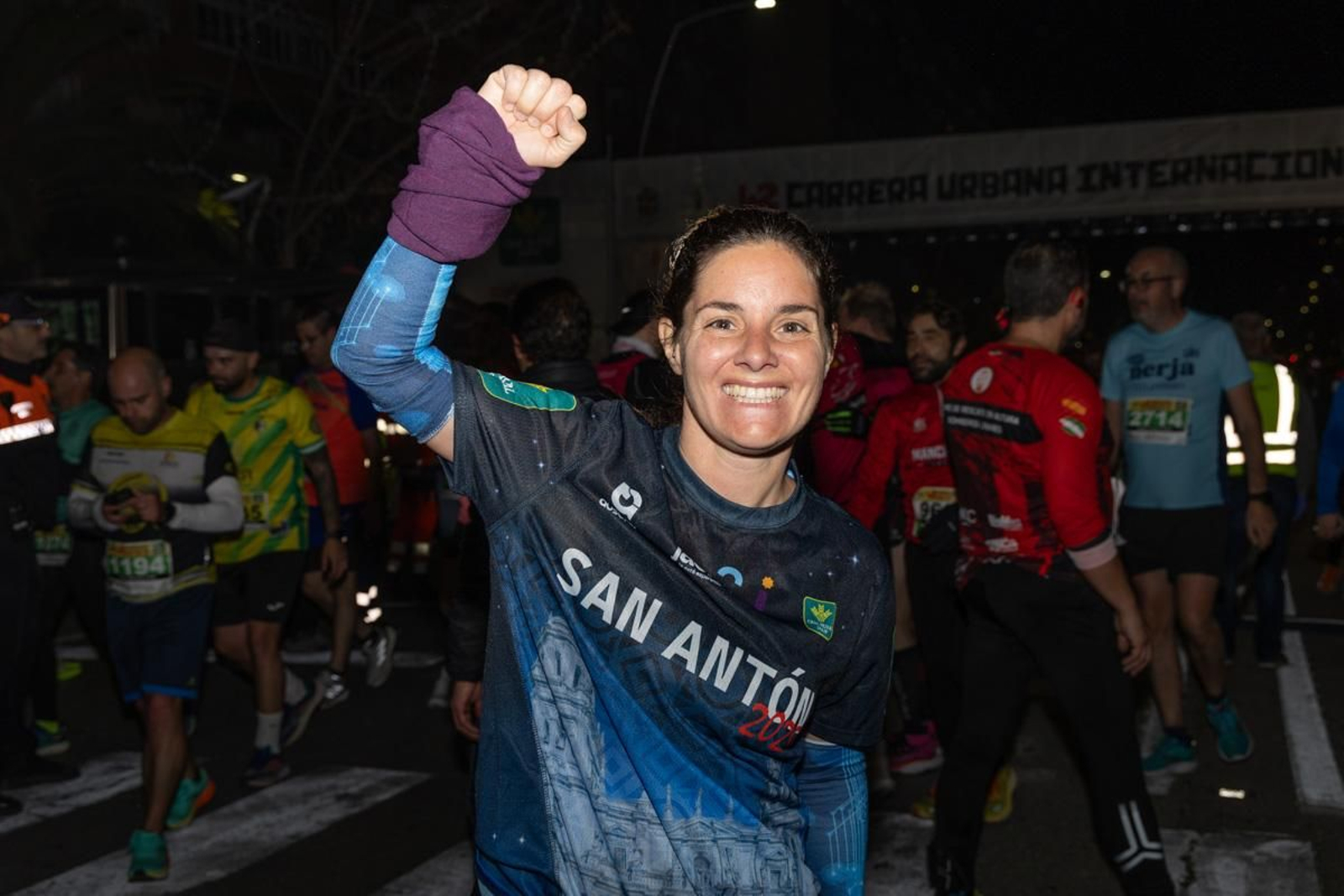 En imágenes: búscate en tu llegada a meta de la Carrera de San Antón 2025 (7)