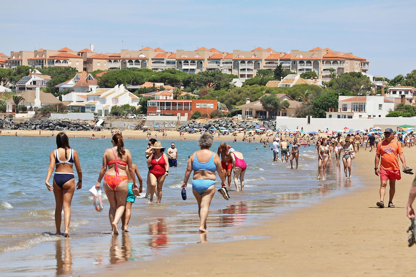 Las imágenes del domingo de playa en Huelva